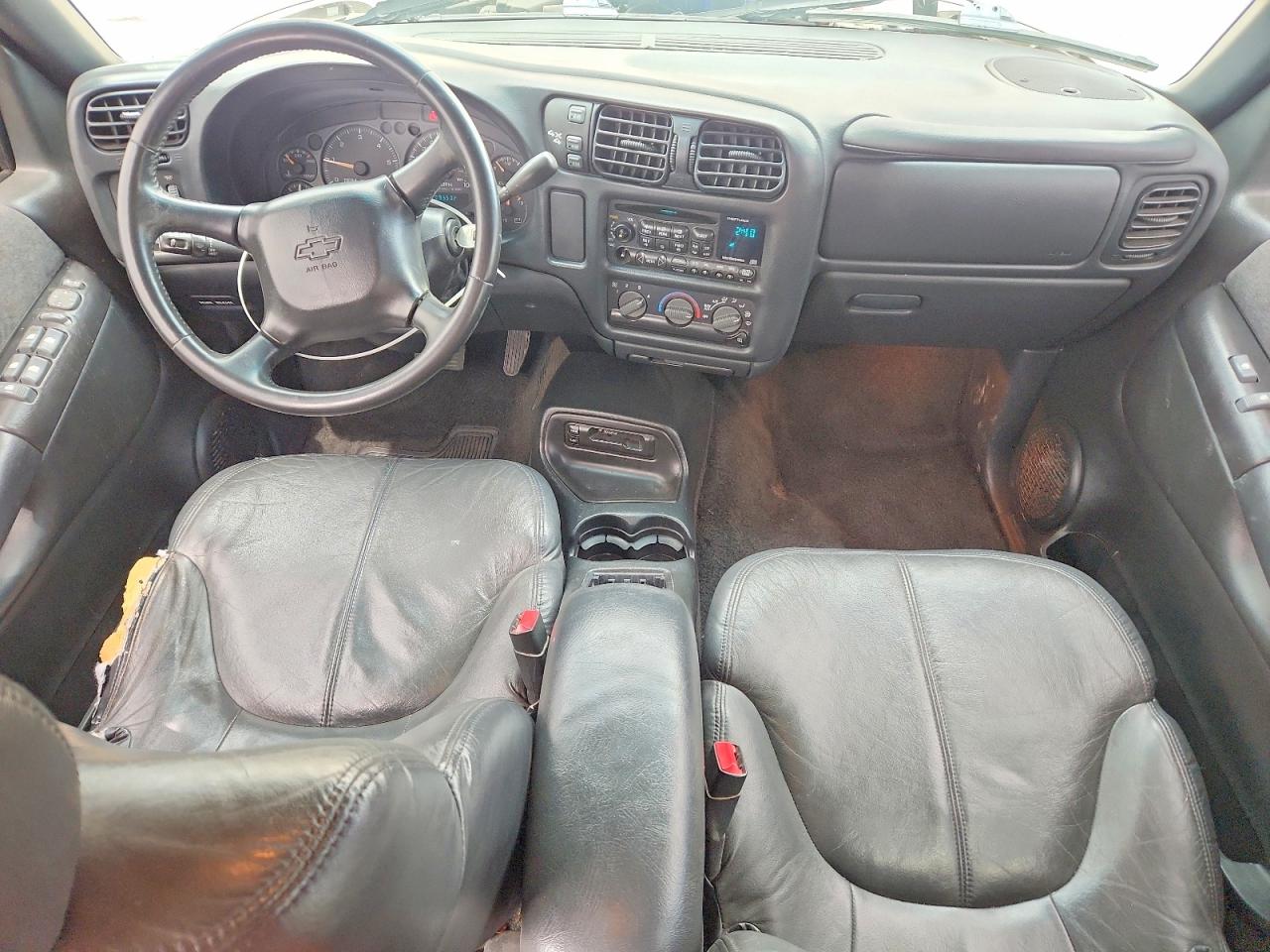 2002 Chevrolet S Truck S10 Gold vin: 1GCDT13W22K154604