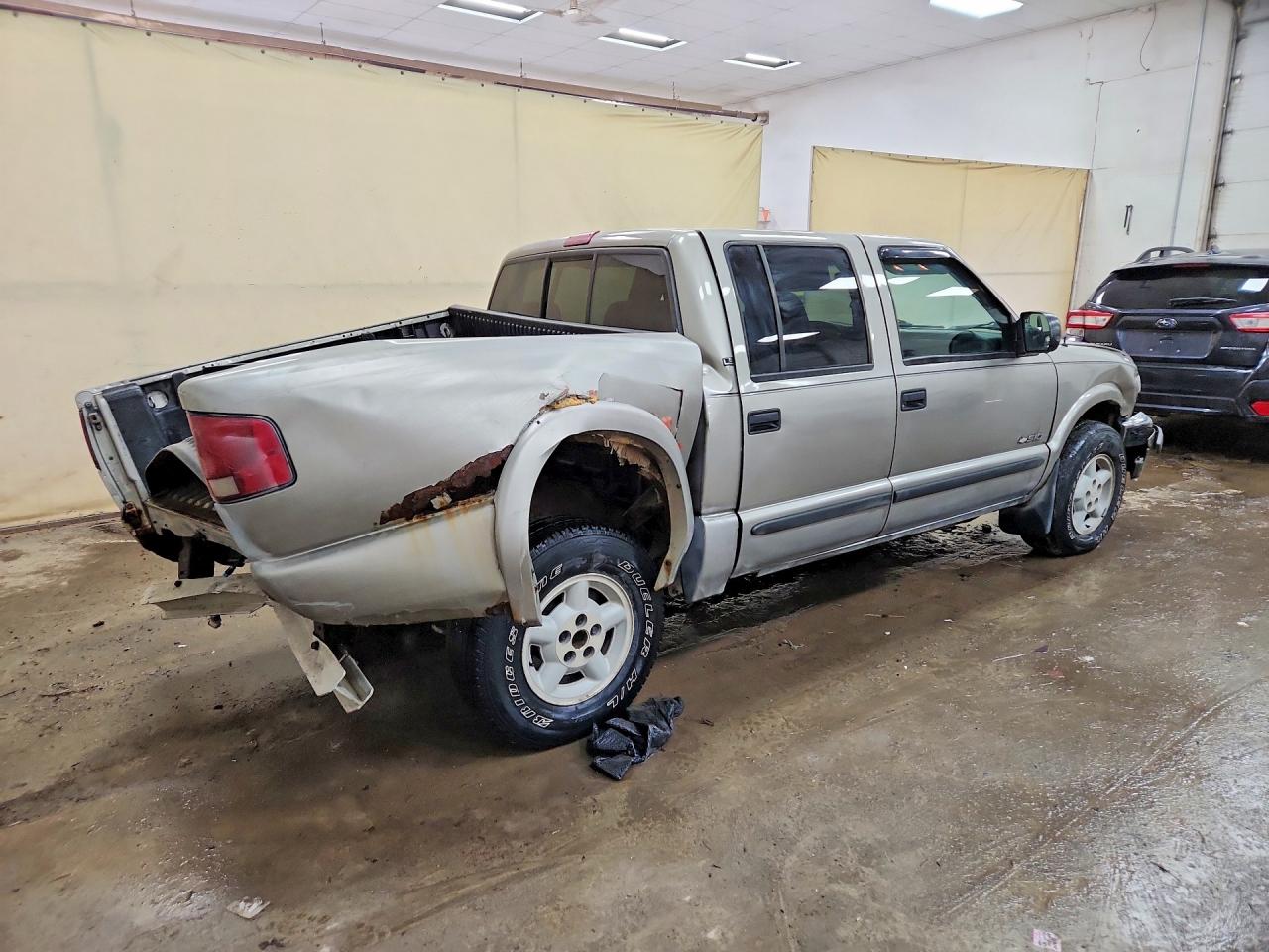 2001 Chevrolet S Truck S10 Tan vin: 1GCDT13W61K154281