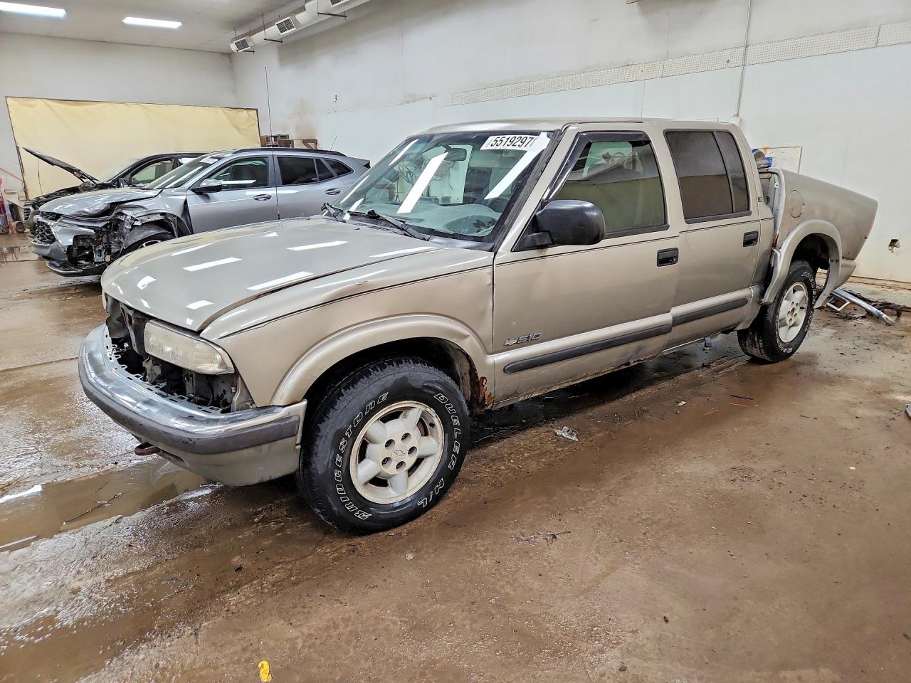 2001 Chevrolet S Truck S10 Tan vin: 1GCDT13W61K154281