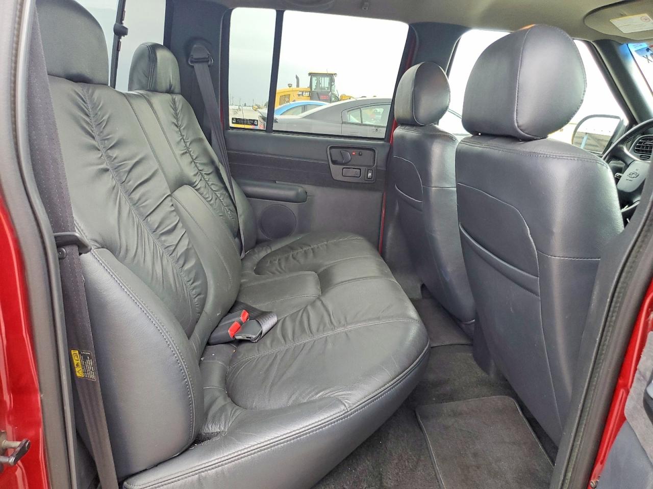 2002 Chevrolet S Truck S10 Red vin: 1GCDT13W62K137580