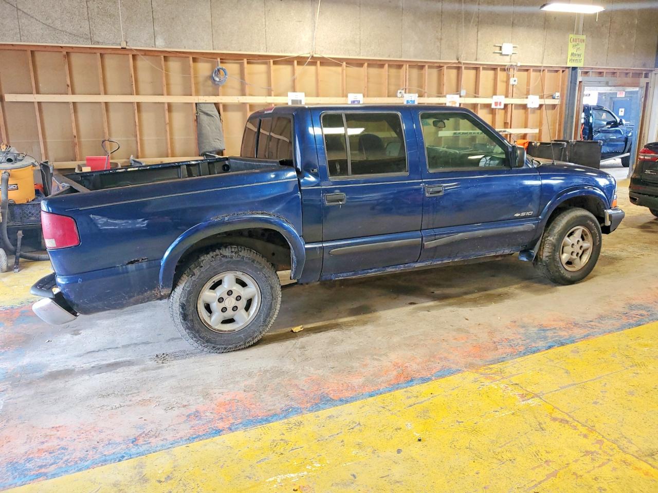 2001 Chevrolet S Truck S10 Blue vin: 1GCDT13W71K233720