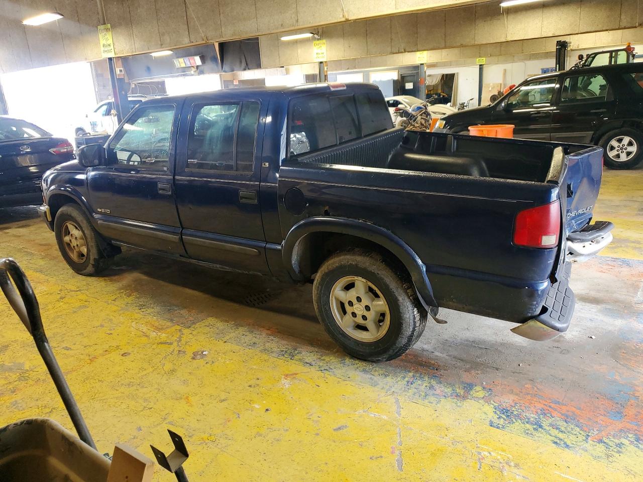 2001 Chevrolet S Truck S10 Blue vin: 1GCDT13W71K233720