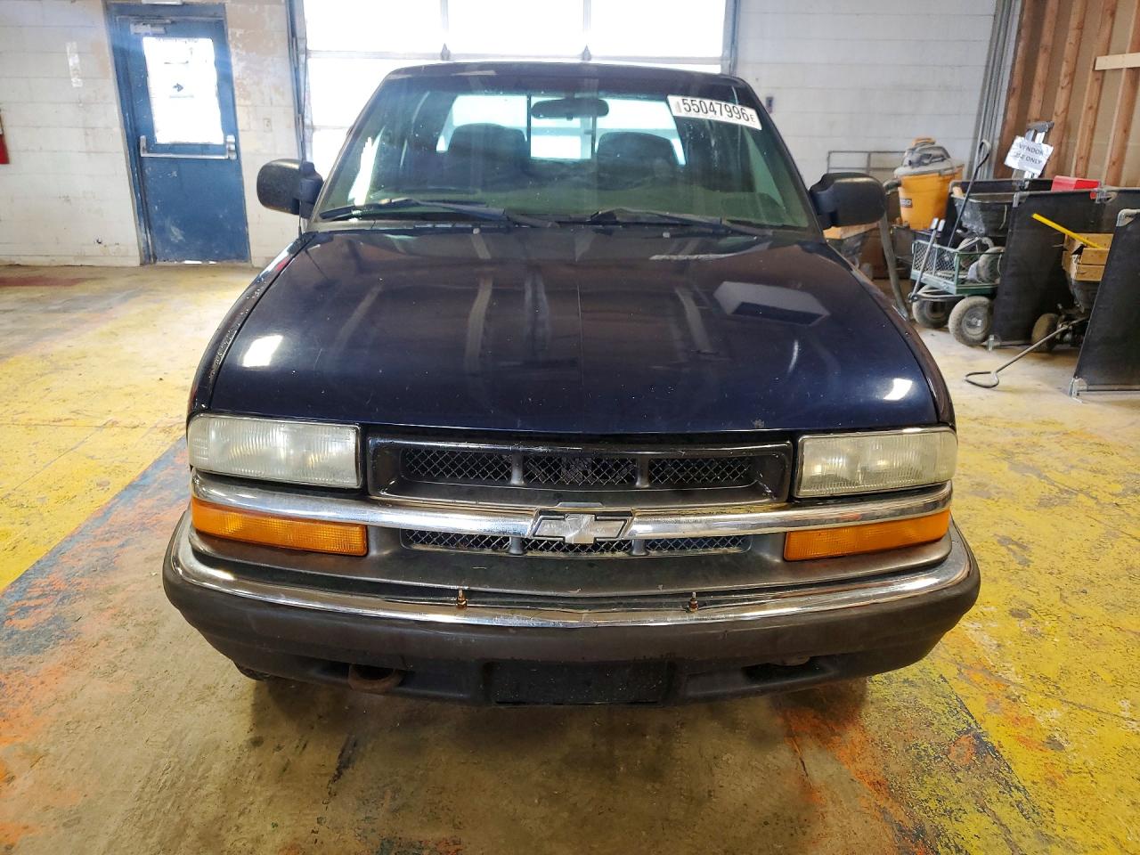 2001 Chevrolet S Truck S10 Blue vin: 1GCDT13W71K233720