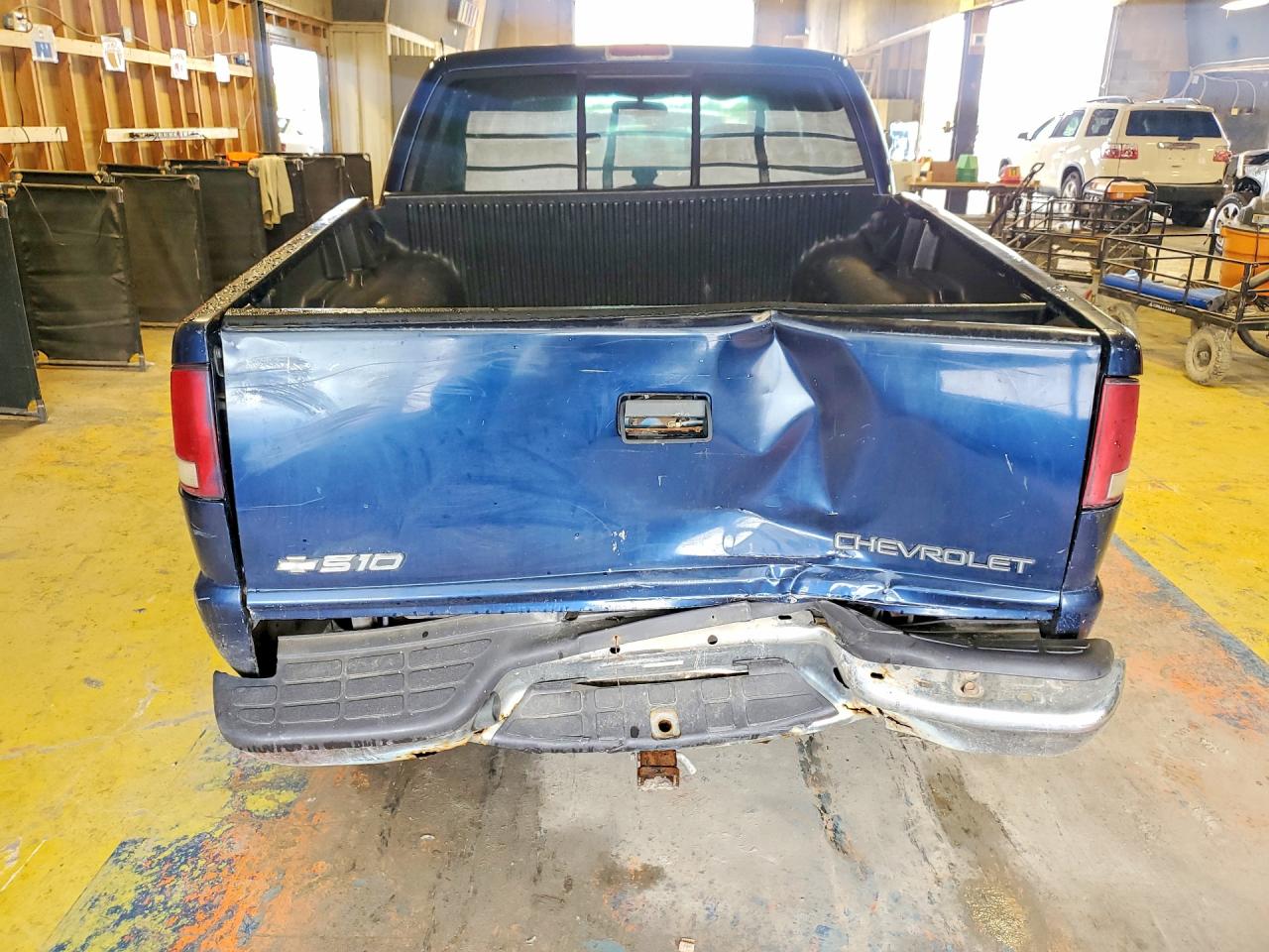 2001 Chevrolet S Truck S10 Blue vin: 1GCDT13W71K233720
