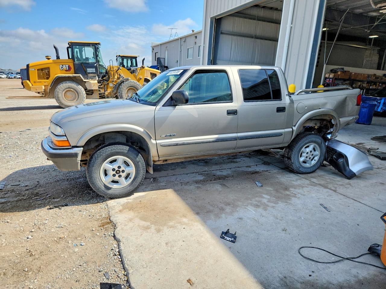2002 Chevrolet S Truck S10 Gray vin: 1GCDT13W92K155975