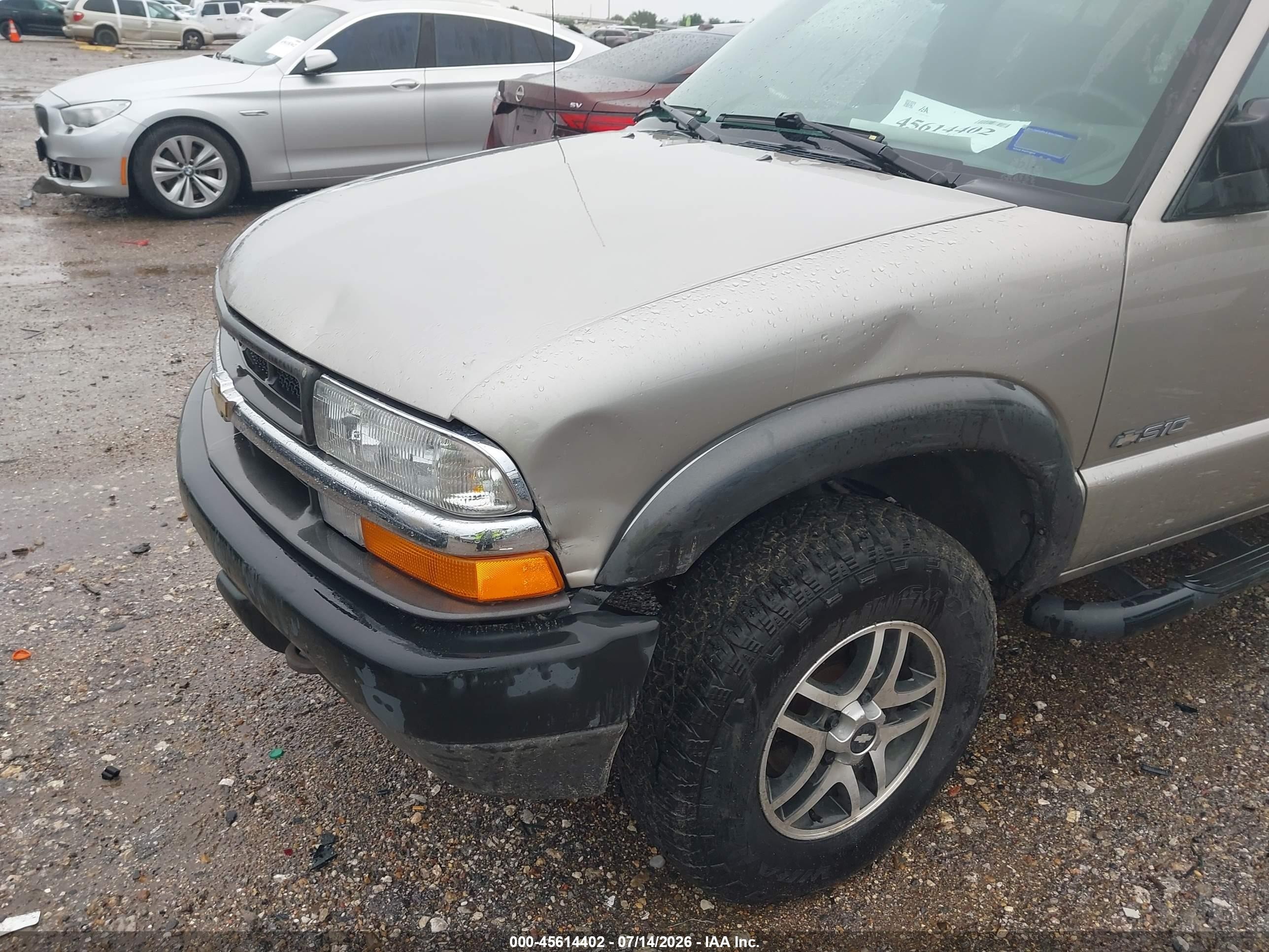 2002 Chevrolet S-10 Ls Желто-коричневый vin: 1GCDT13W92K184196