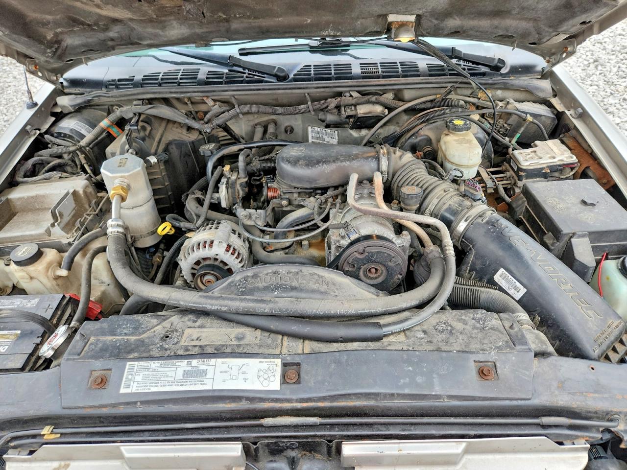 2002 Chevrolet S Truck S10 Tan vin: 1GCDT13W92K239701