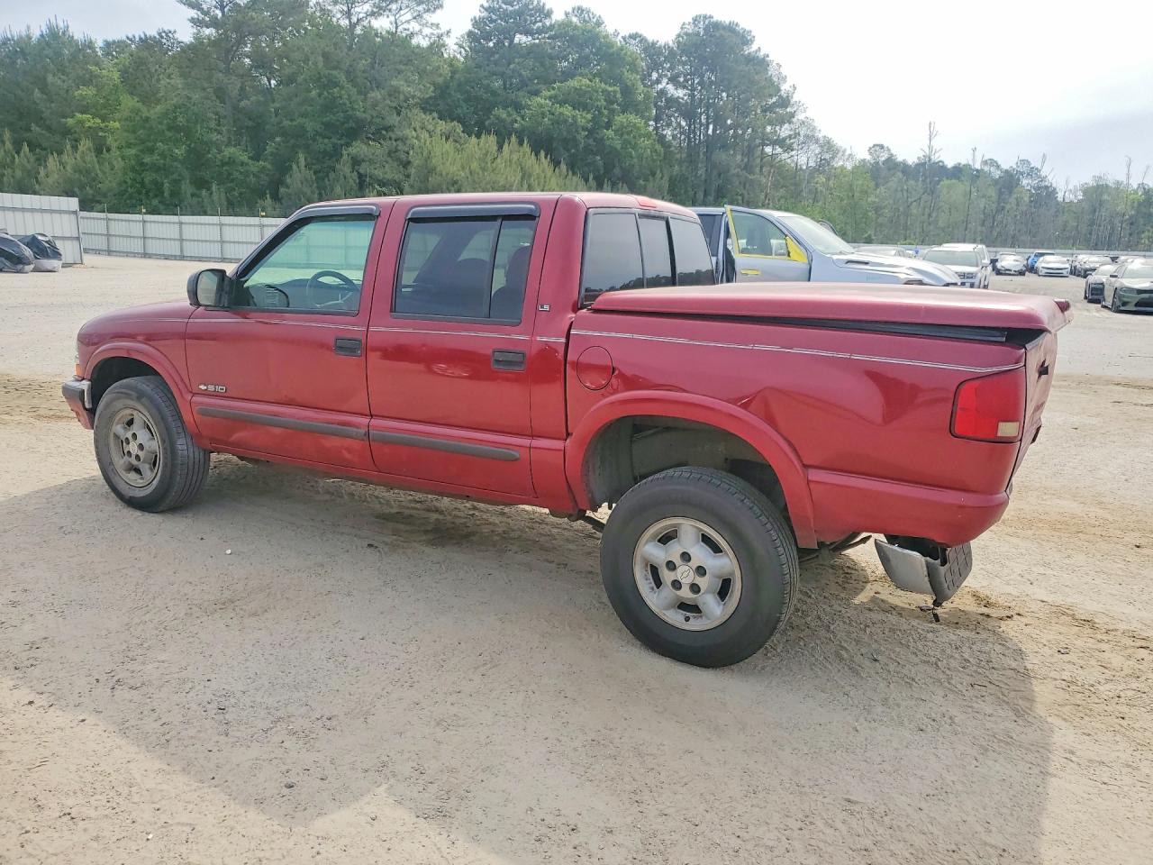 2002 Chev S10 Burgundy vin: 1GCDT13WX2K194218