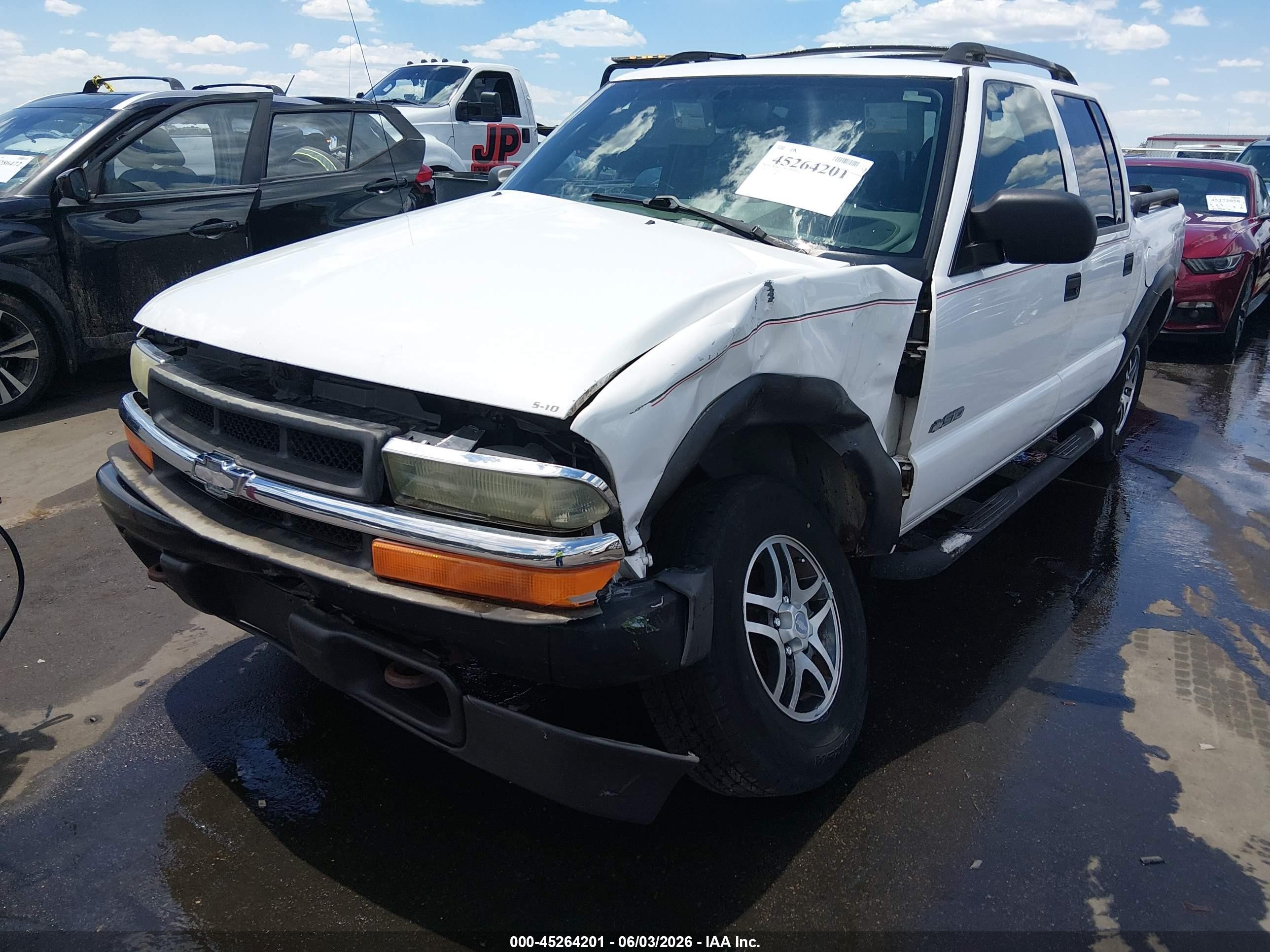 2004 Chevrolet S-10 Ls Белый vin: 1GCDT13X14K139619