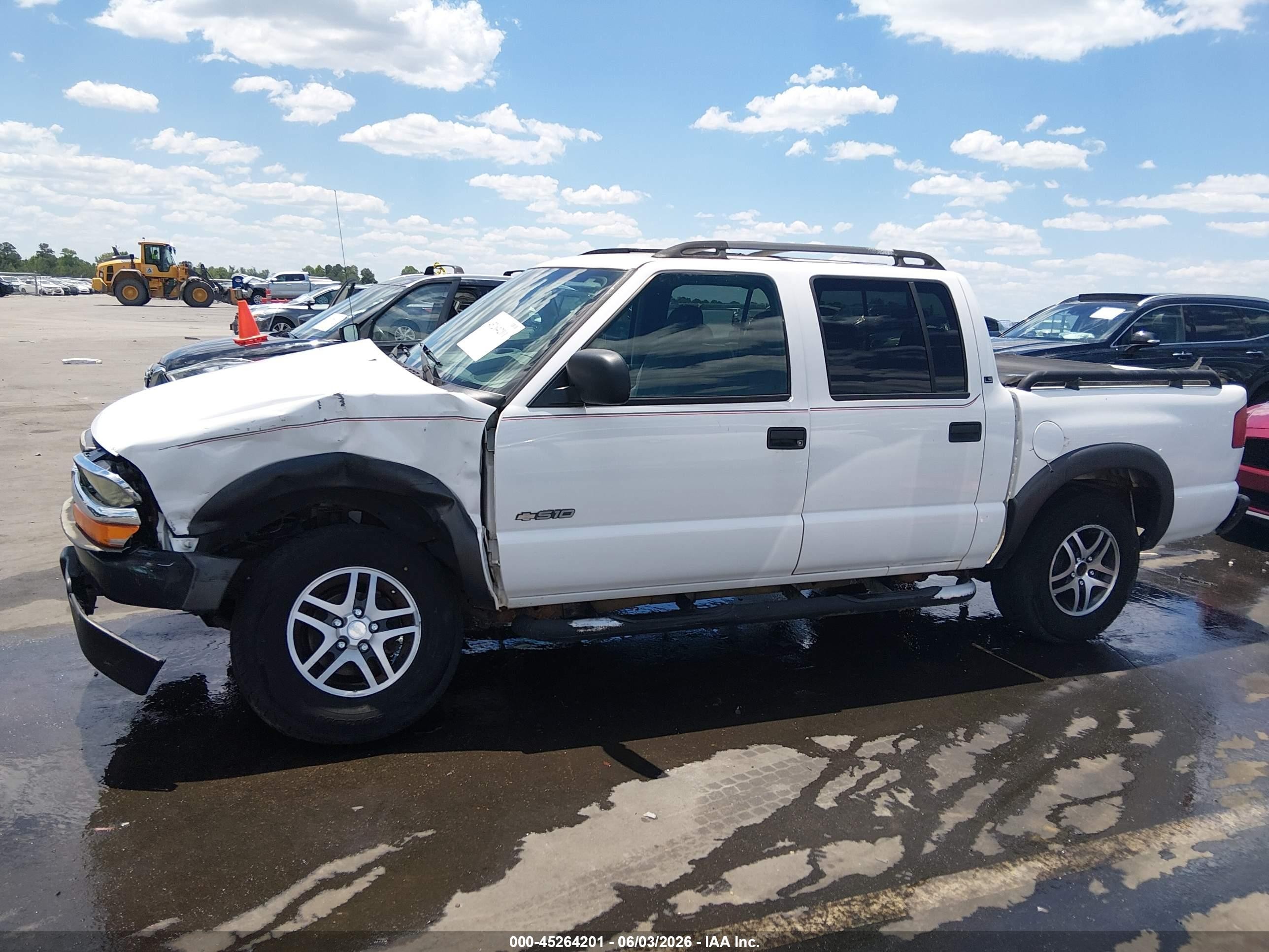 2004 Chevrolet S-10 Ls Белый vin: 1GCDT13X14K139619
