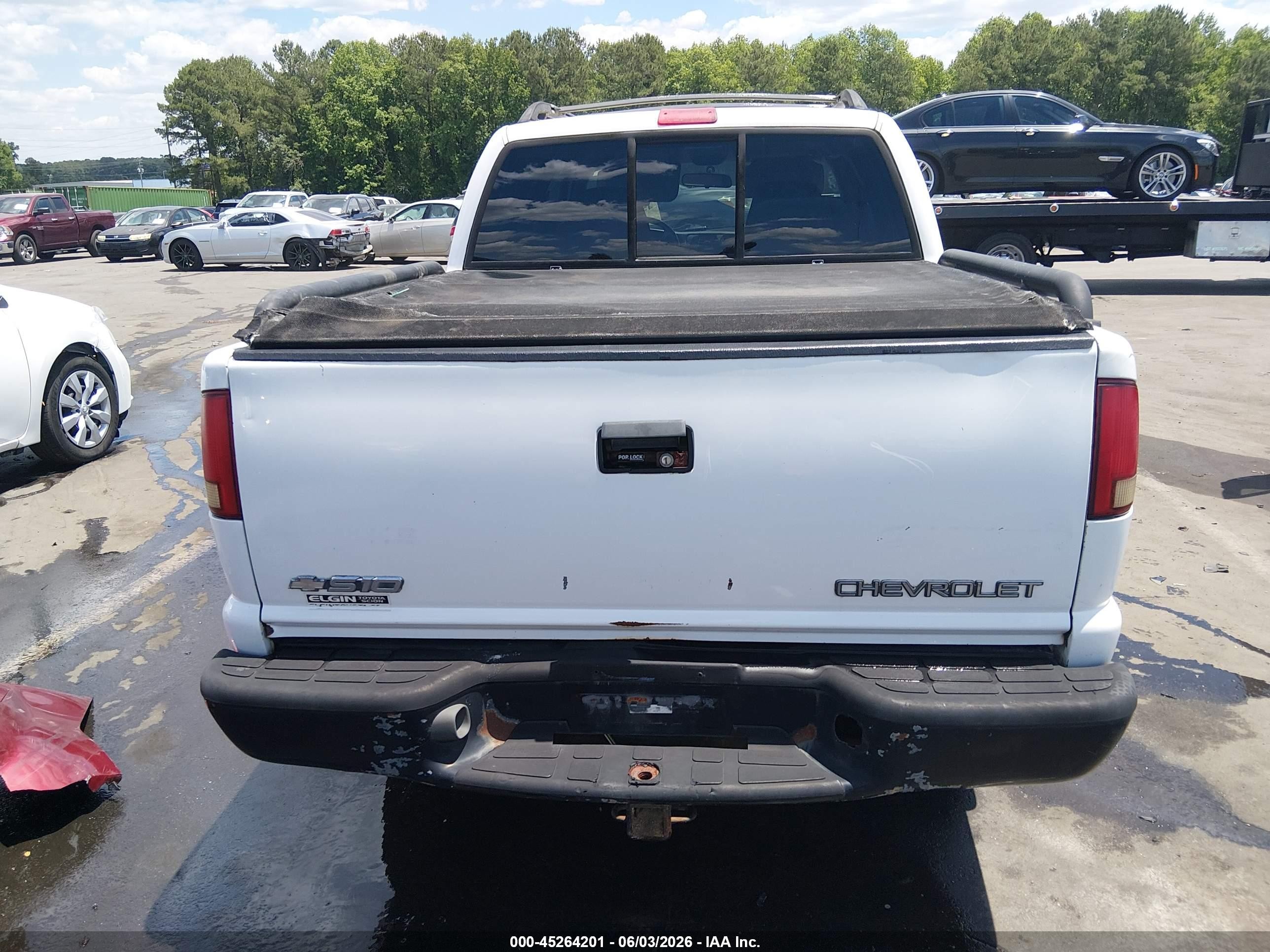 2004 Chevrolet S-10 Ls Белый vin: 1GCDT13X14K139619
