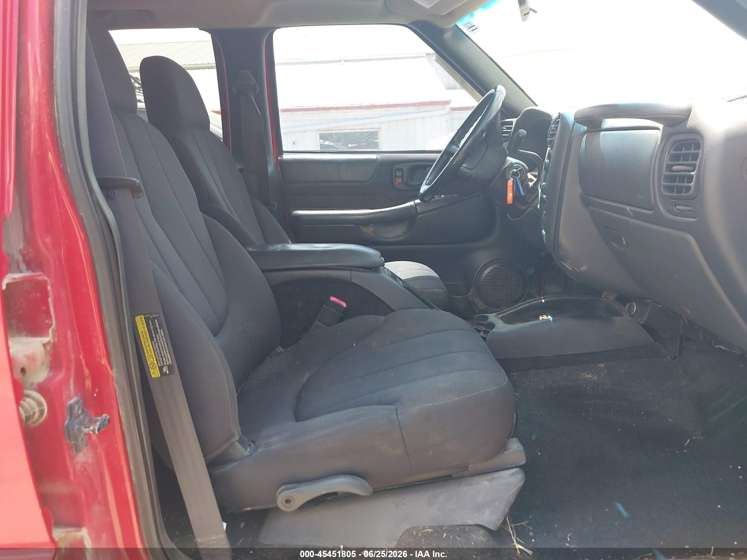 2003 Chevrolet S-10 Ls Красный vin: 1GCDT13X23K134069