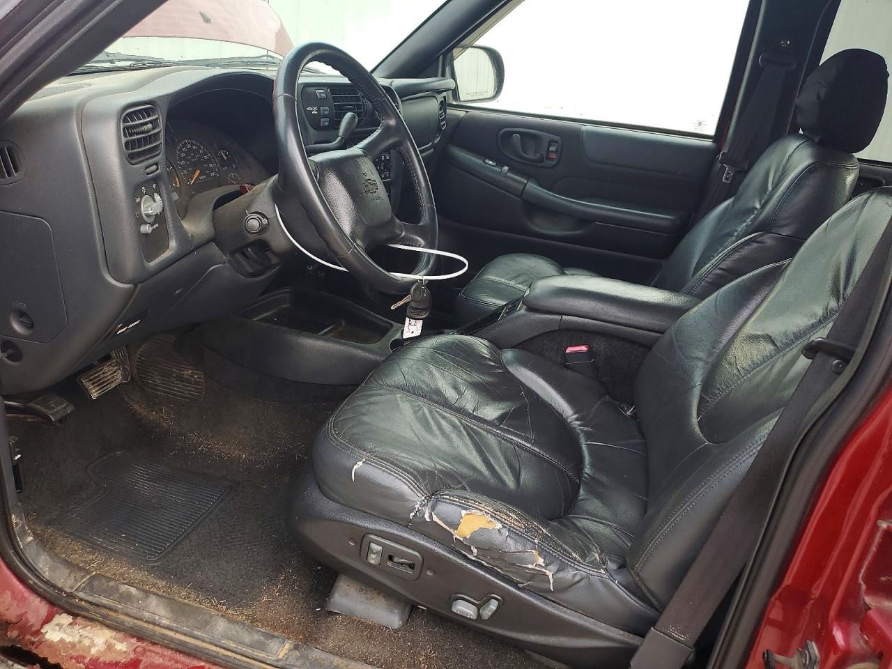 2003 Chevrolet S Truck S10 Burgundy vin: 1GCDT13X33K184995