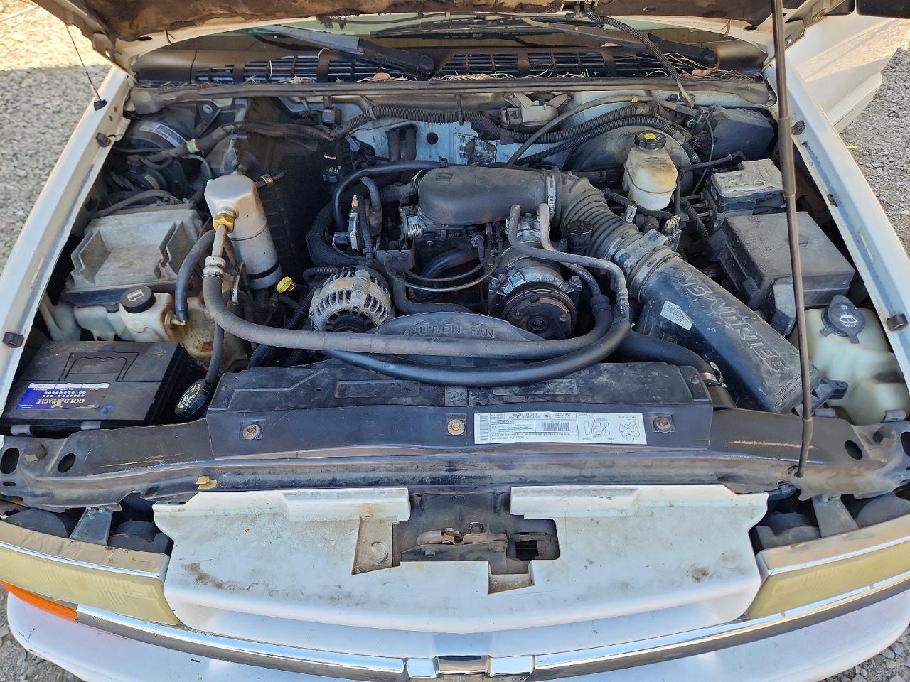 2003 Chevrolet S Truck S10 White vin: 1GCDT13X53K129769