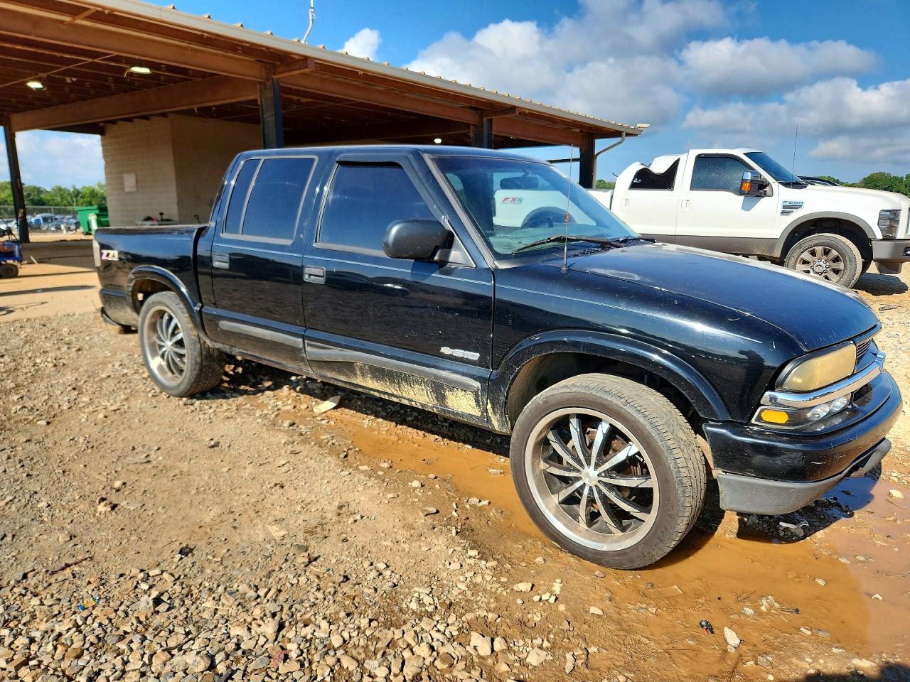 2004 Chevrolet S Truck S10 Black vin: 1GCDT13X64K118765
