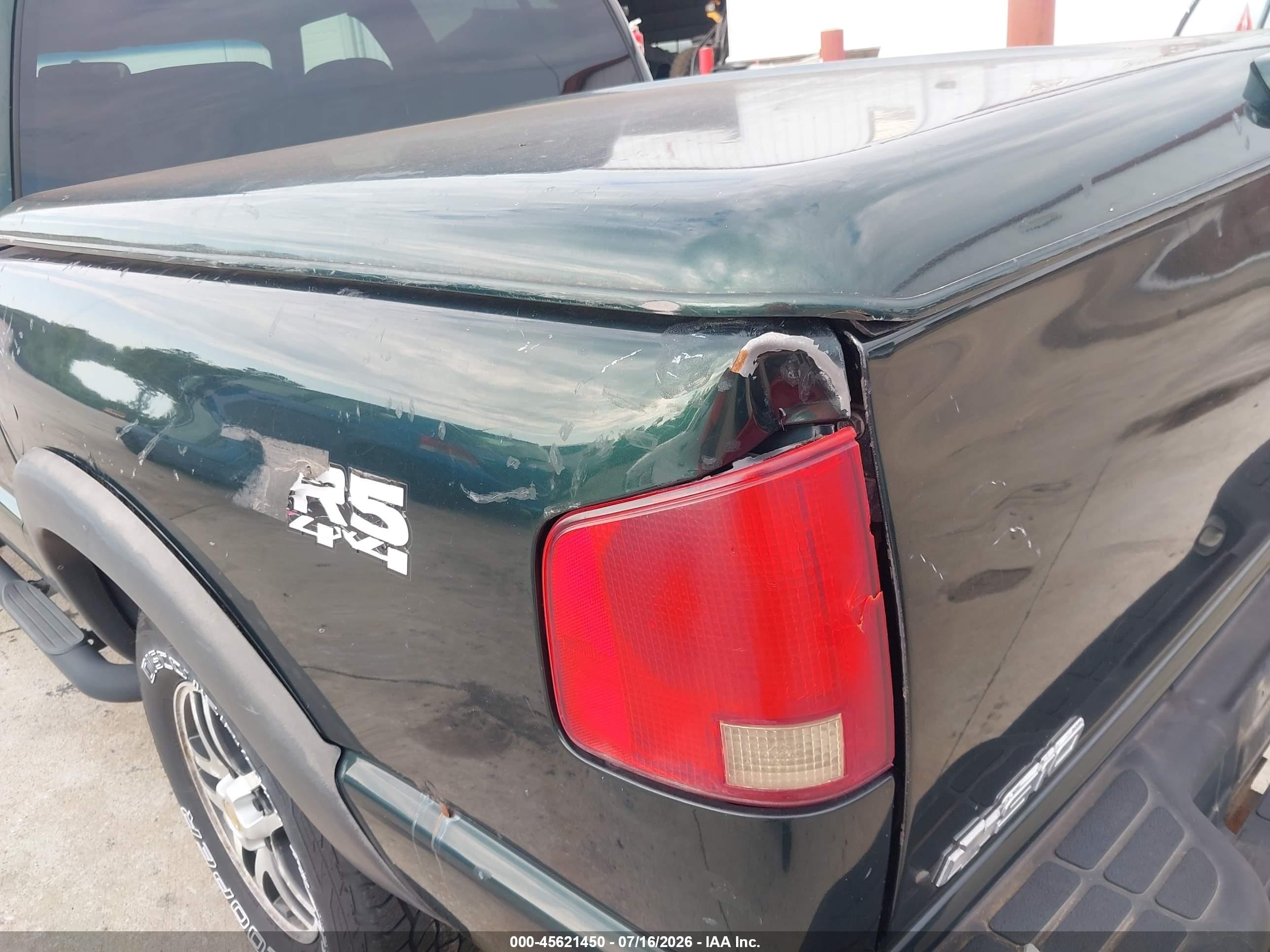 2003 Chevrolet S-10 Ls Black vin: 1GCDT13X83K164600