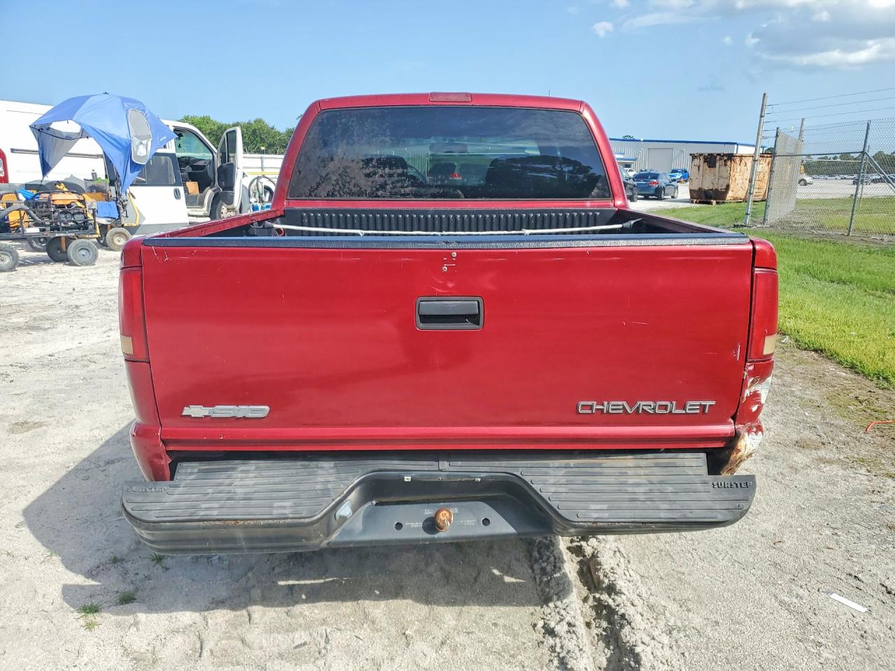 2004 Chevrolet S Truck S10 Maroon vin: 1GCDT13X84K102499