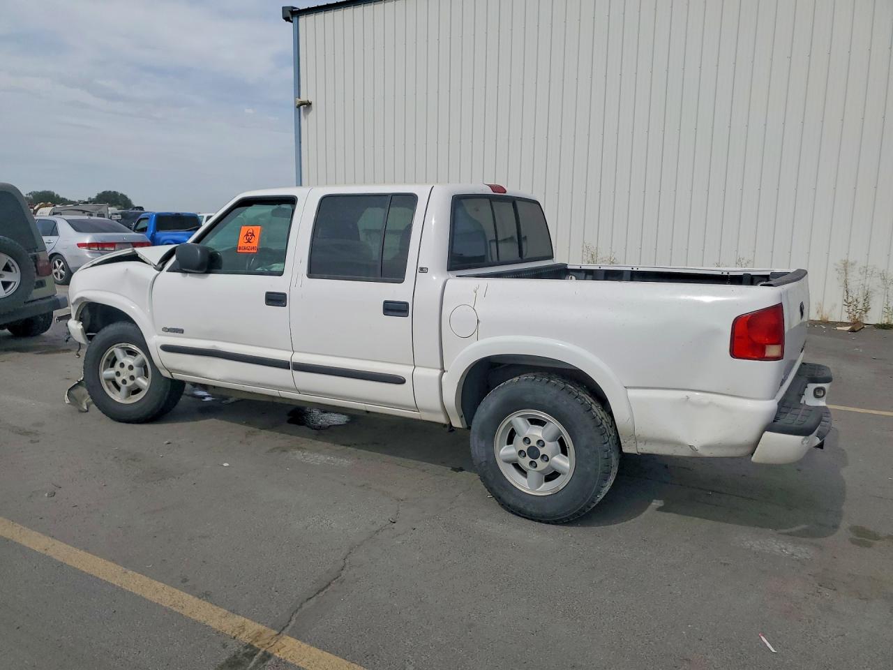 2004 Chevrolet S Truck S10 White vin: 1GCDT13X94K131168