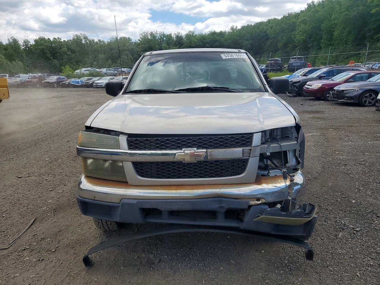 2005 Chevrolet Colorado Silver vin: 1GCDT146058272280