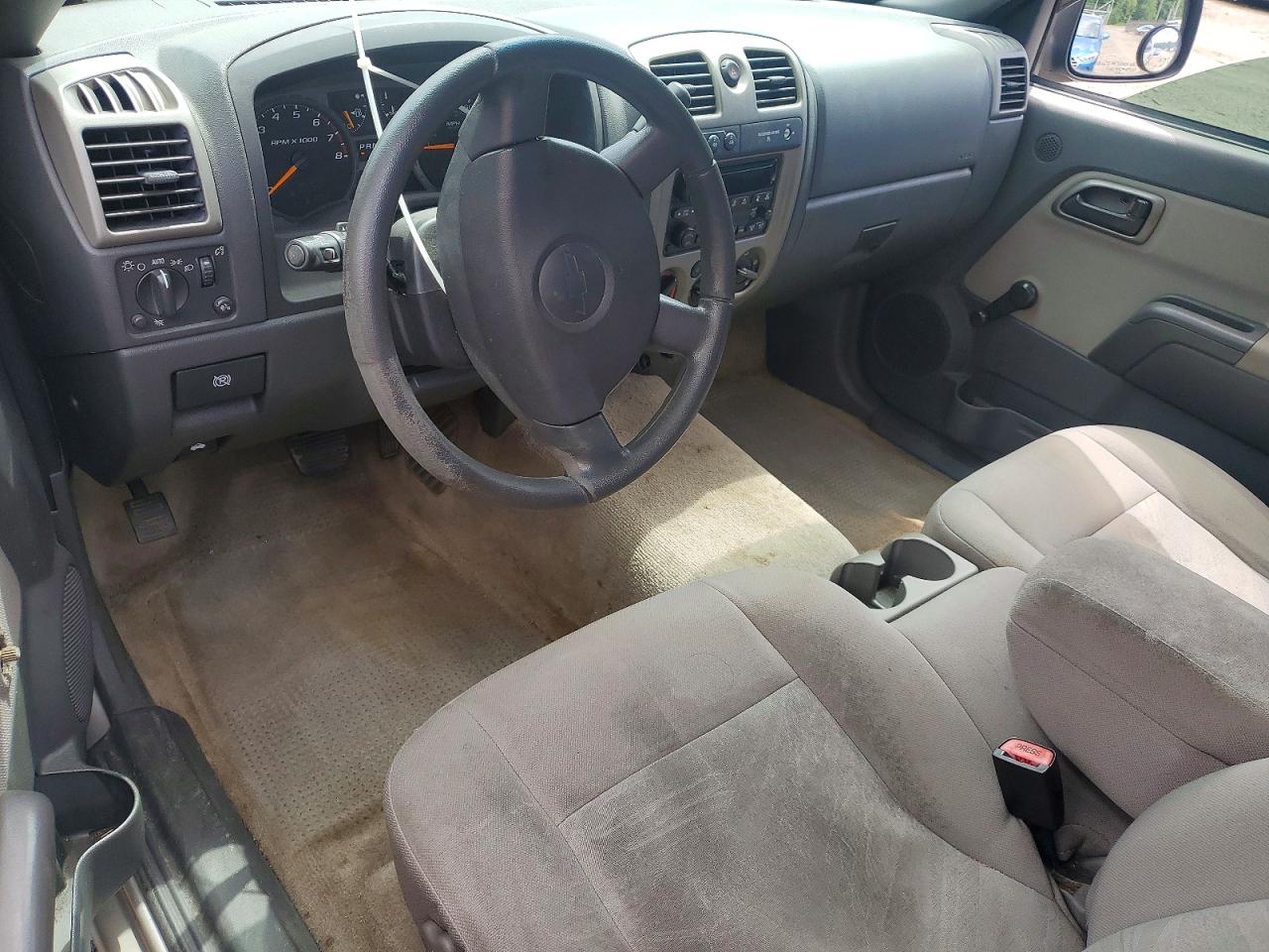 2005 Chevrolet Colorado Silver vin: 1GCDT146058272280