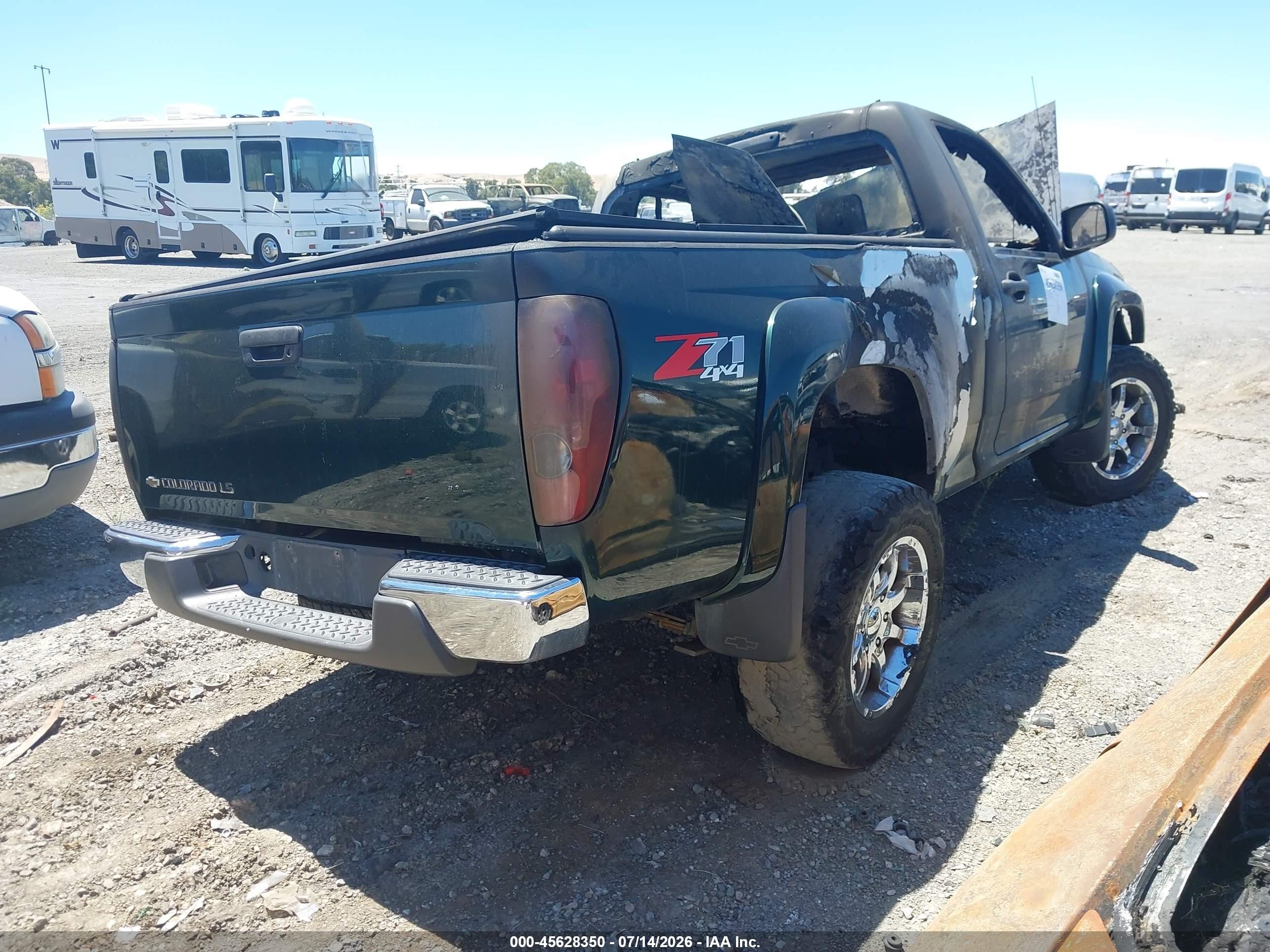 2005 Chevrolet Colorado Ls Green vin: 1GCDT146158205879