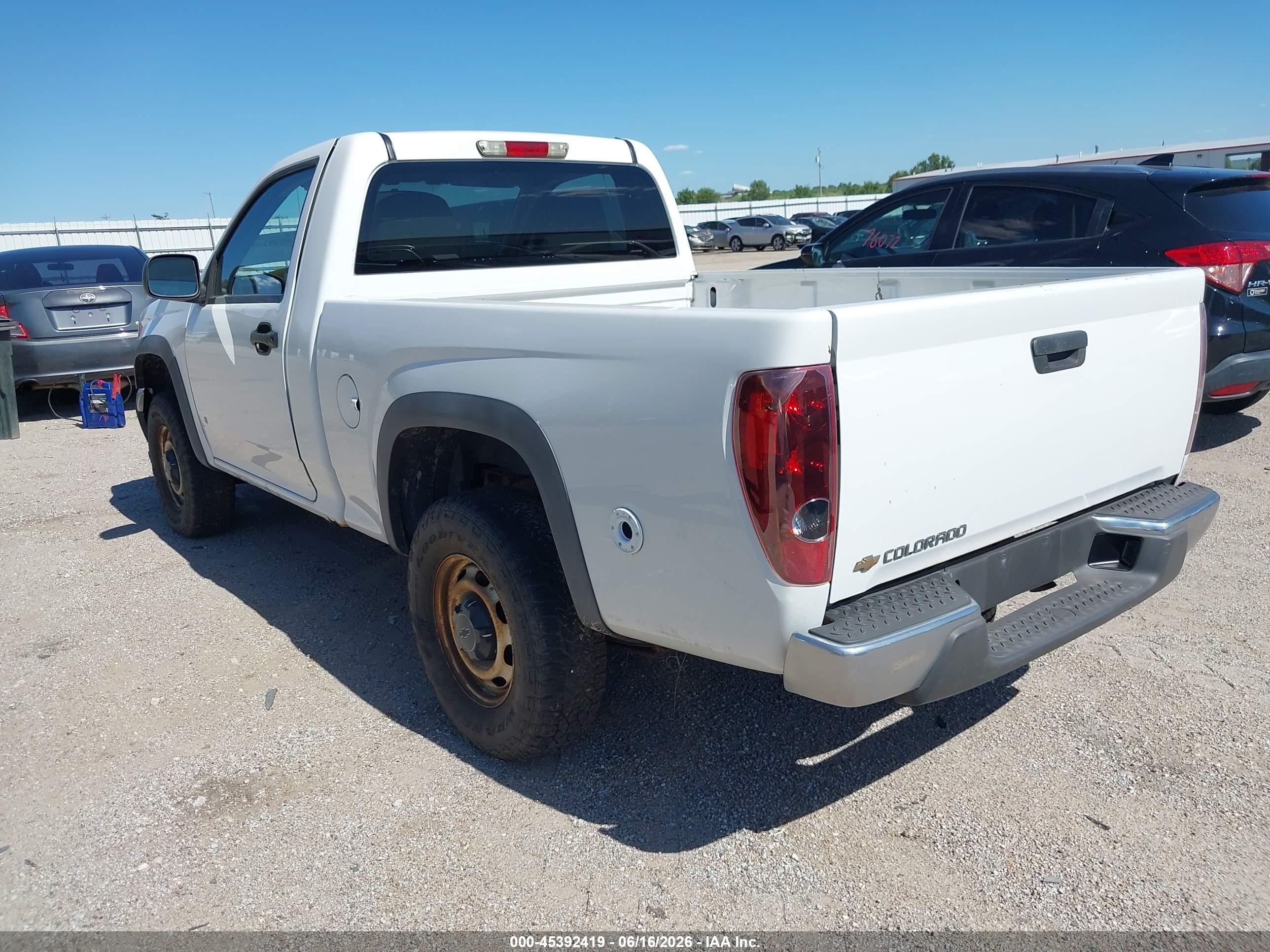 2008 Chevrolet Colorado Work Truck White vin: 1GCDT14E388171553