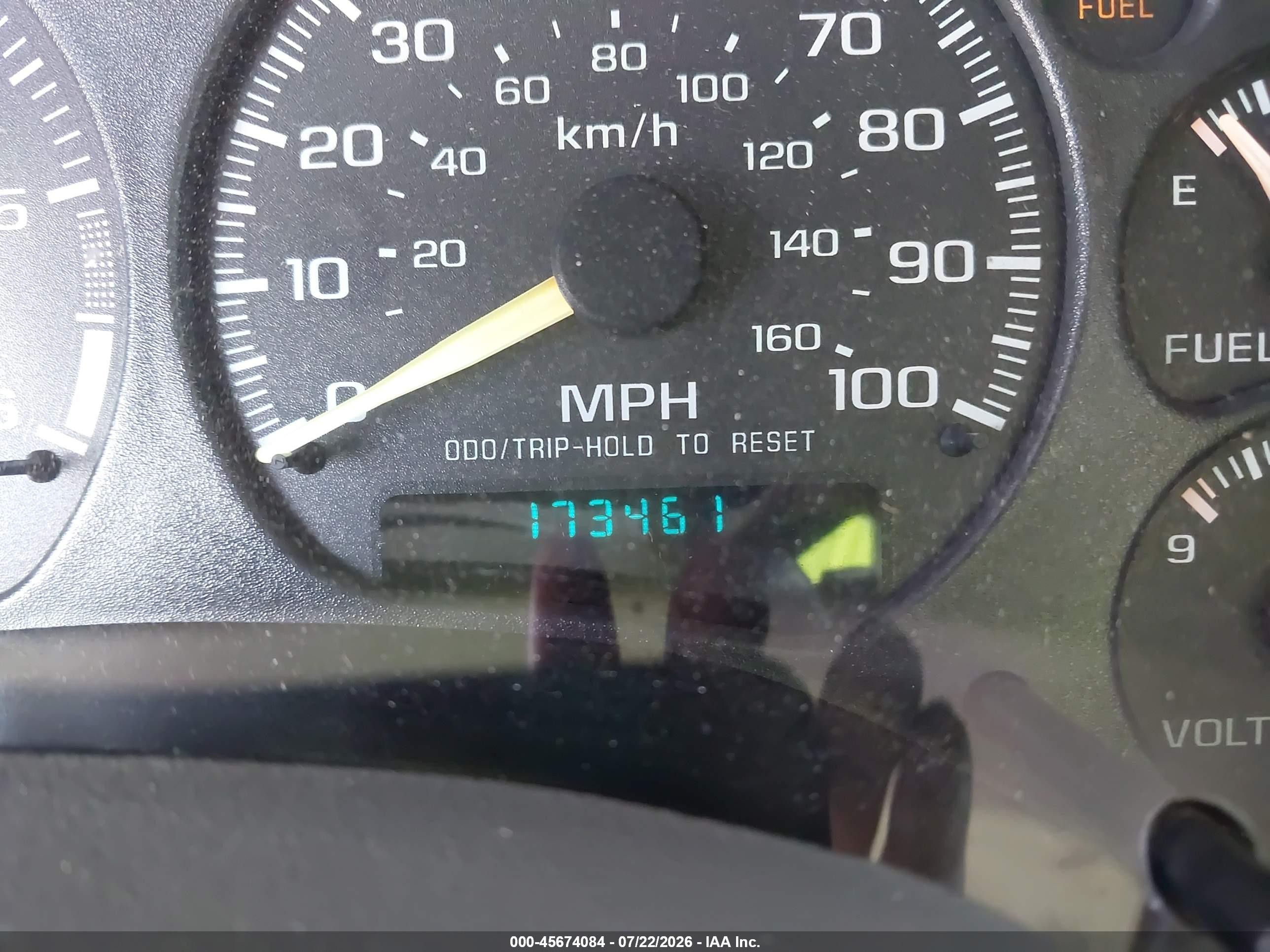 2000 Chevrolet S-10 Ls Silver vin: 1GCDT14W4YK142882