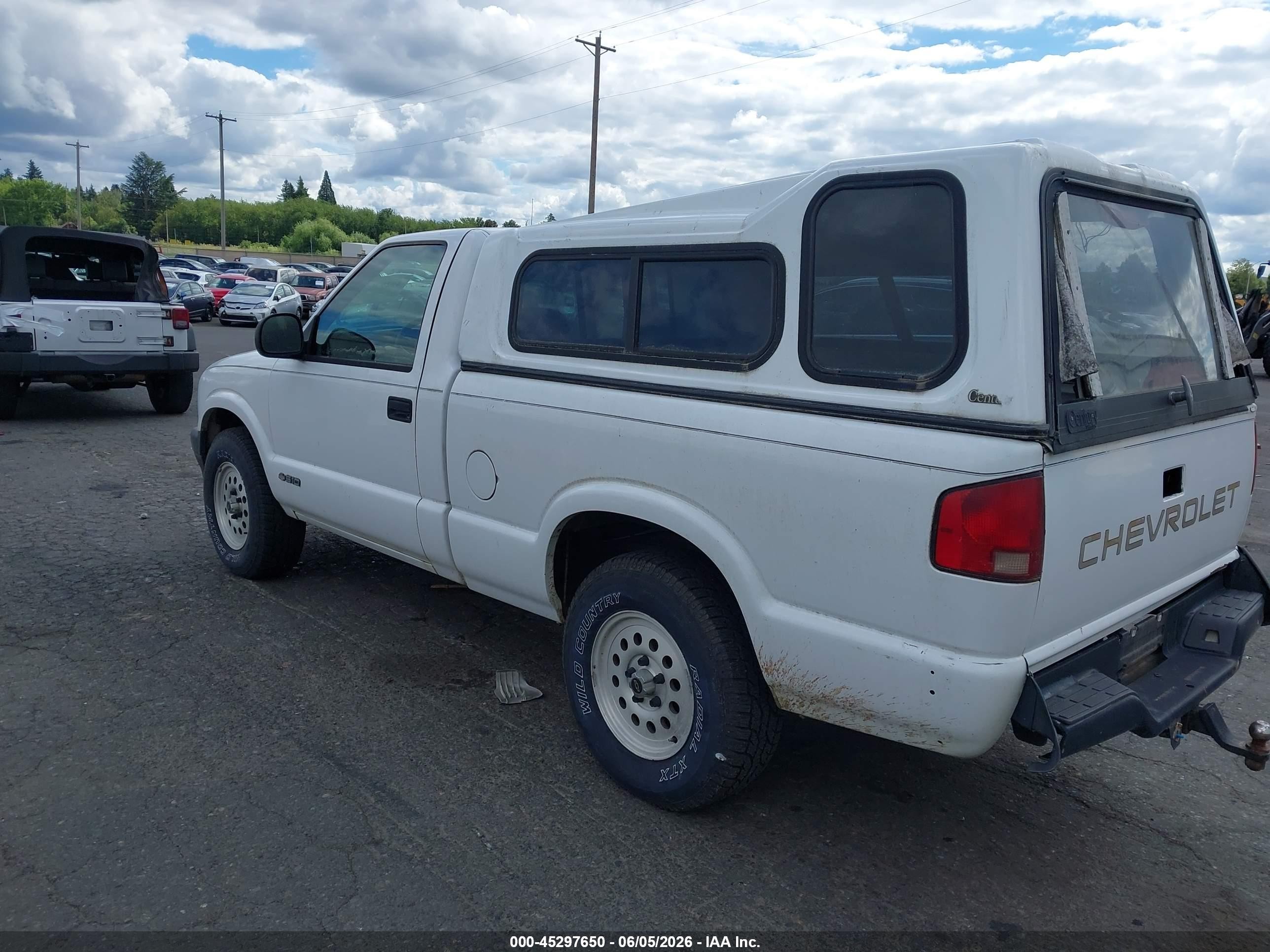 1996 Chevrolet S Truck S10 White vin: 1GCDT14X8T8123444