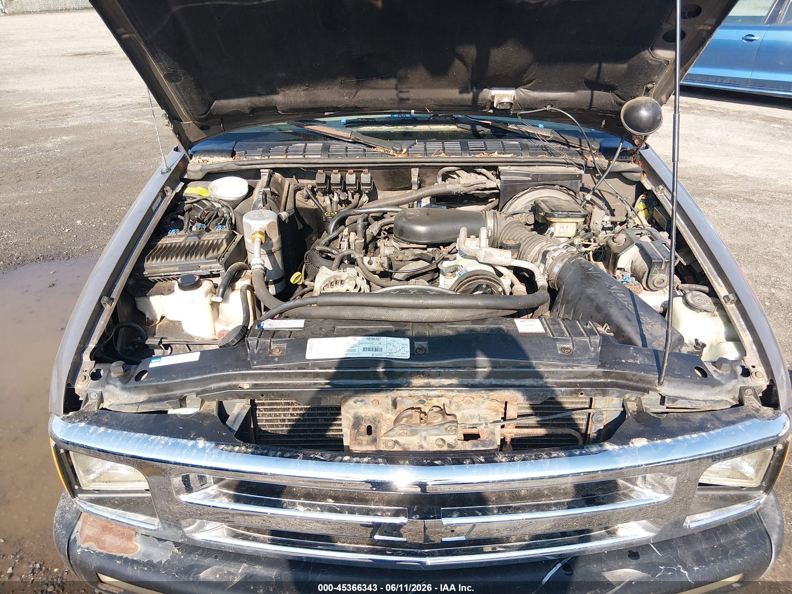 1997 Chevrolet S-10 Ls Brown vin: 1GCDT14X8V8104301