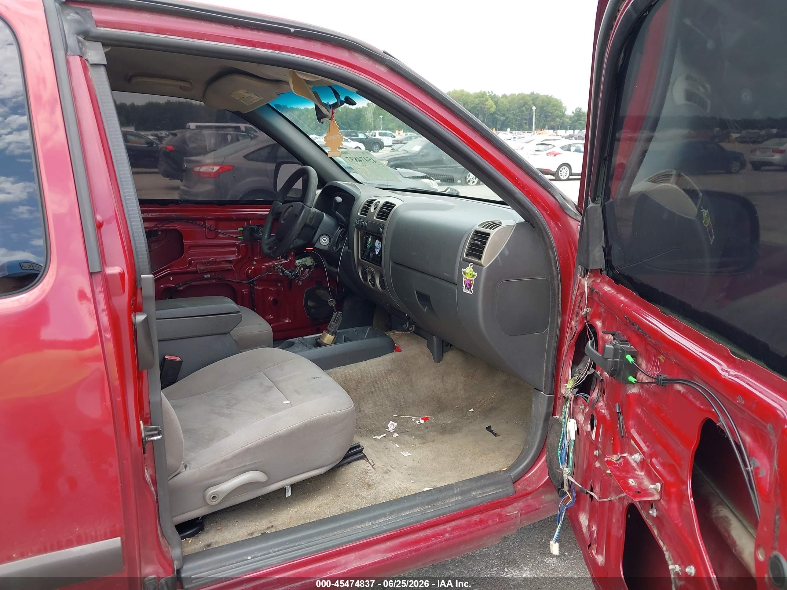 2004 Chevrolet Colorado Ls Red vin: 1GCDT196048193537