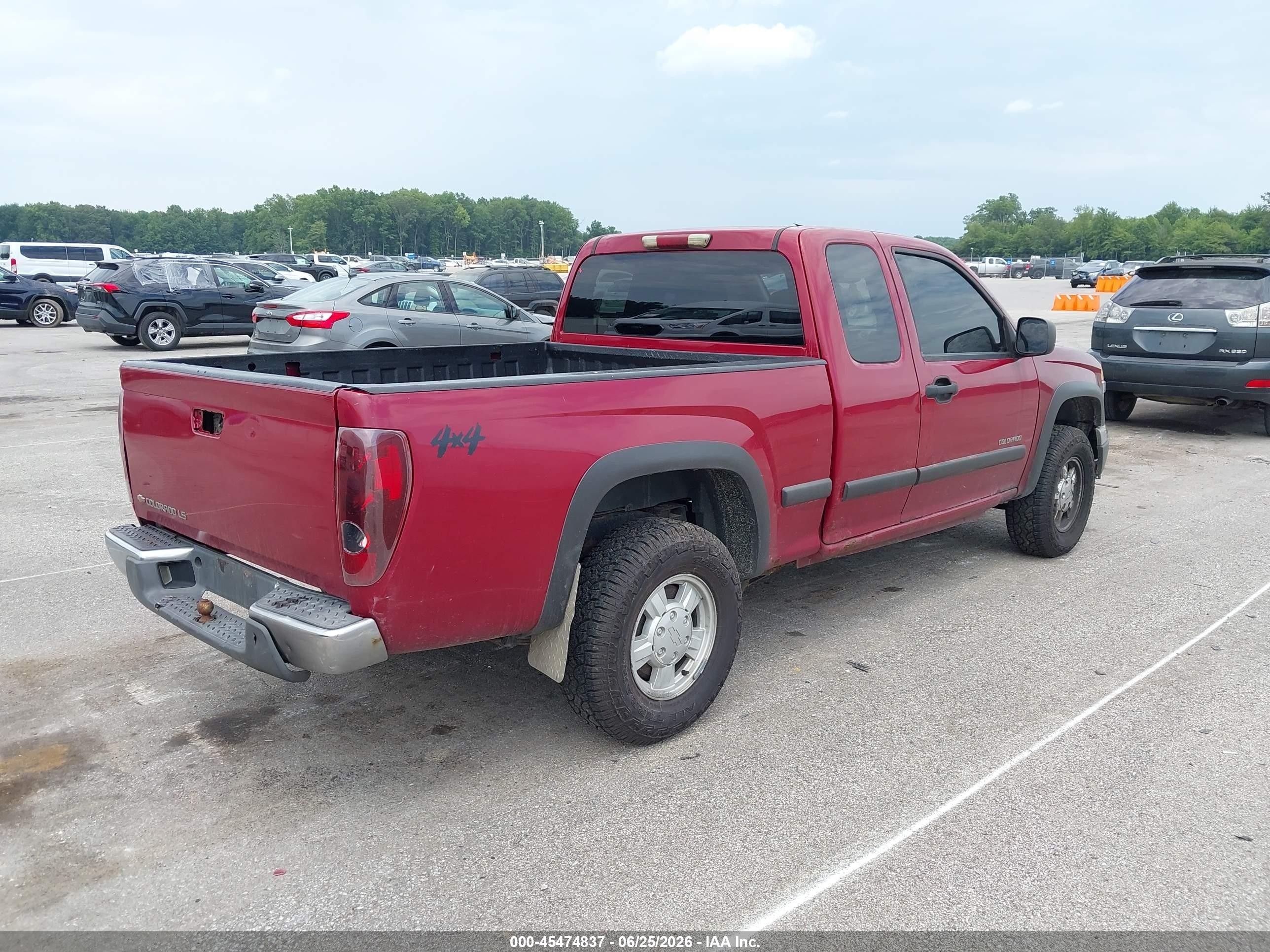 2004 Chevrolet Colorado Ls Red vin: 1GCDT196048193537