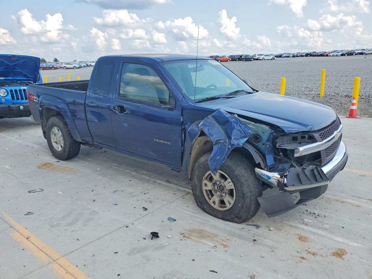 2004 Chevrolet Colorado Blue vin: 1GCDT196048196373