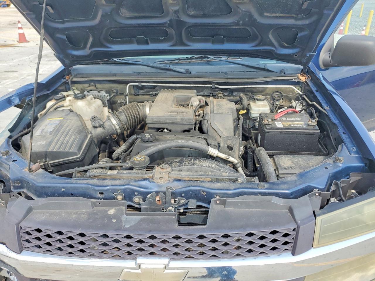 2004 Chevrolet Colorado Blue vin: 1GCDT196048196373