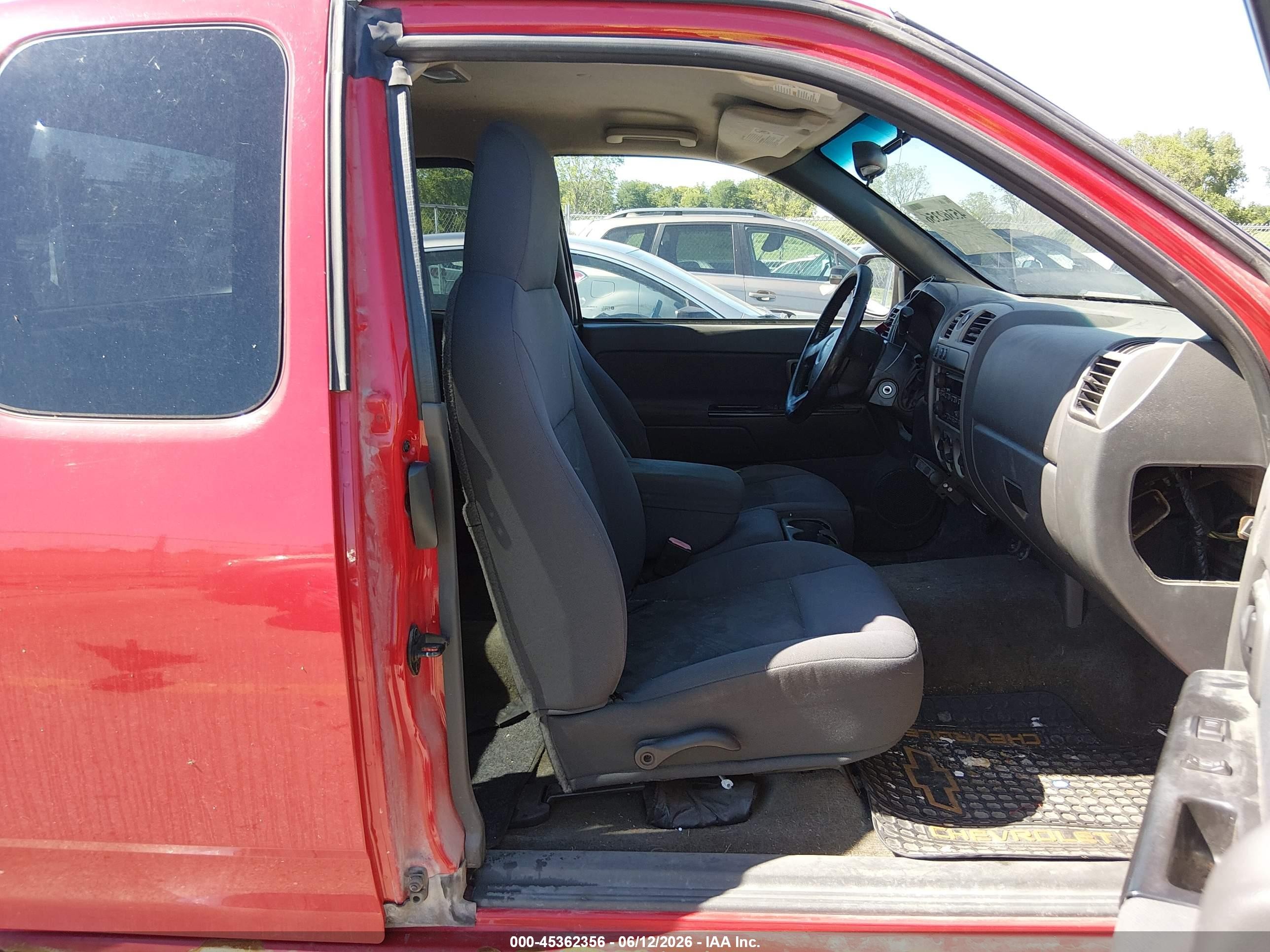 2005 Chevrolet Colorado Ls Red vin: 1GCDT196058279836