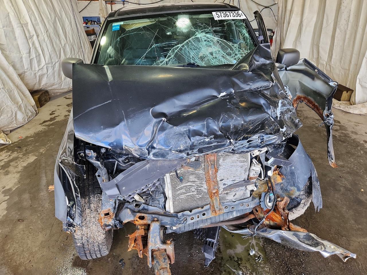 2005 Chevrolet Colorado Черный vin: 1GCDT196258109803