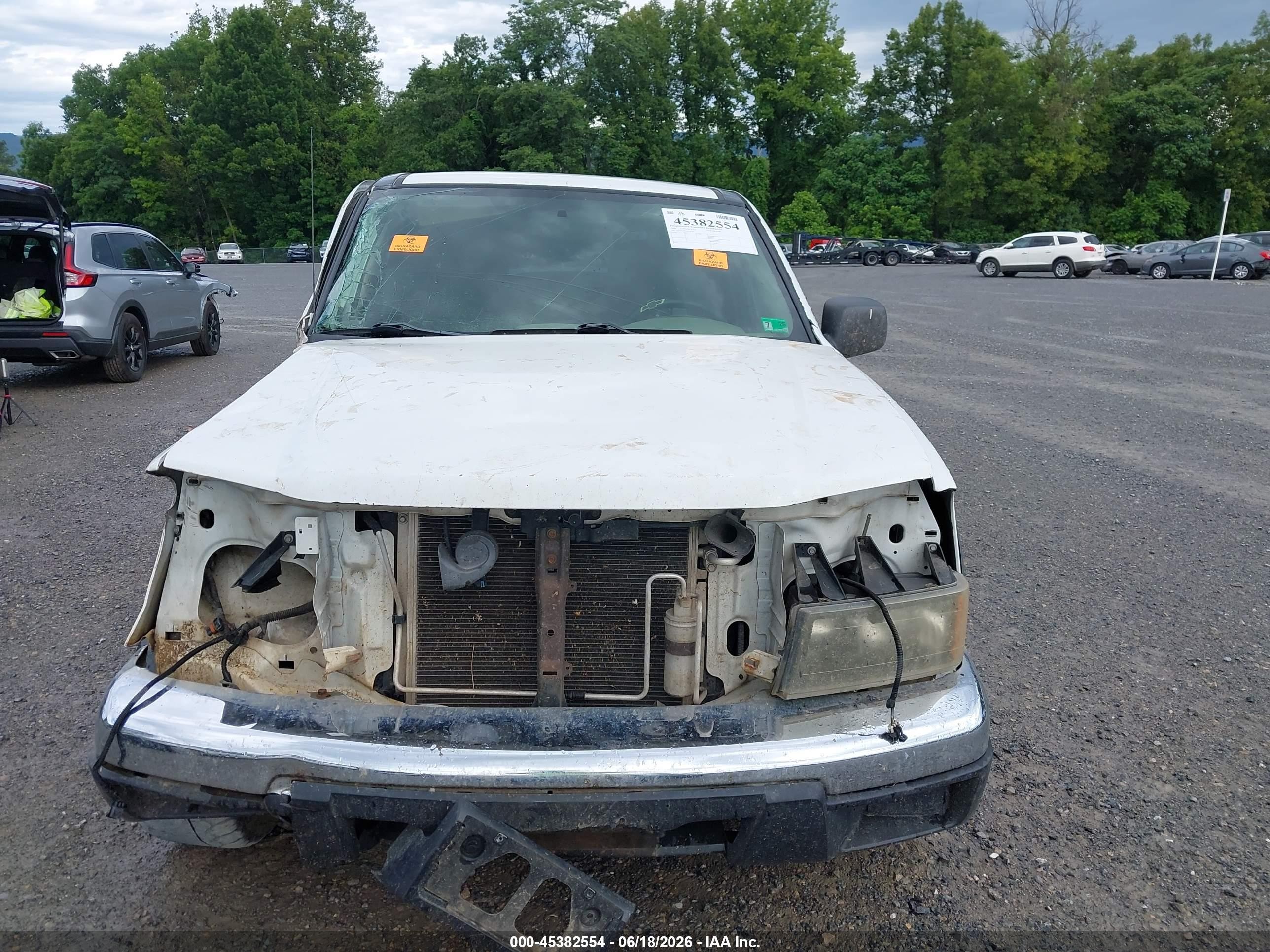 2006 Chevrolet Colorado Work Truck White vin: 1GCDT196268216514