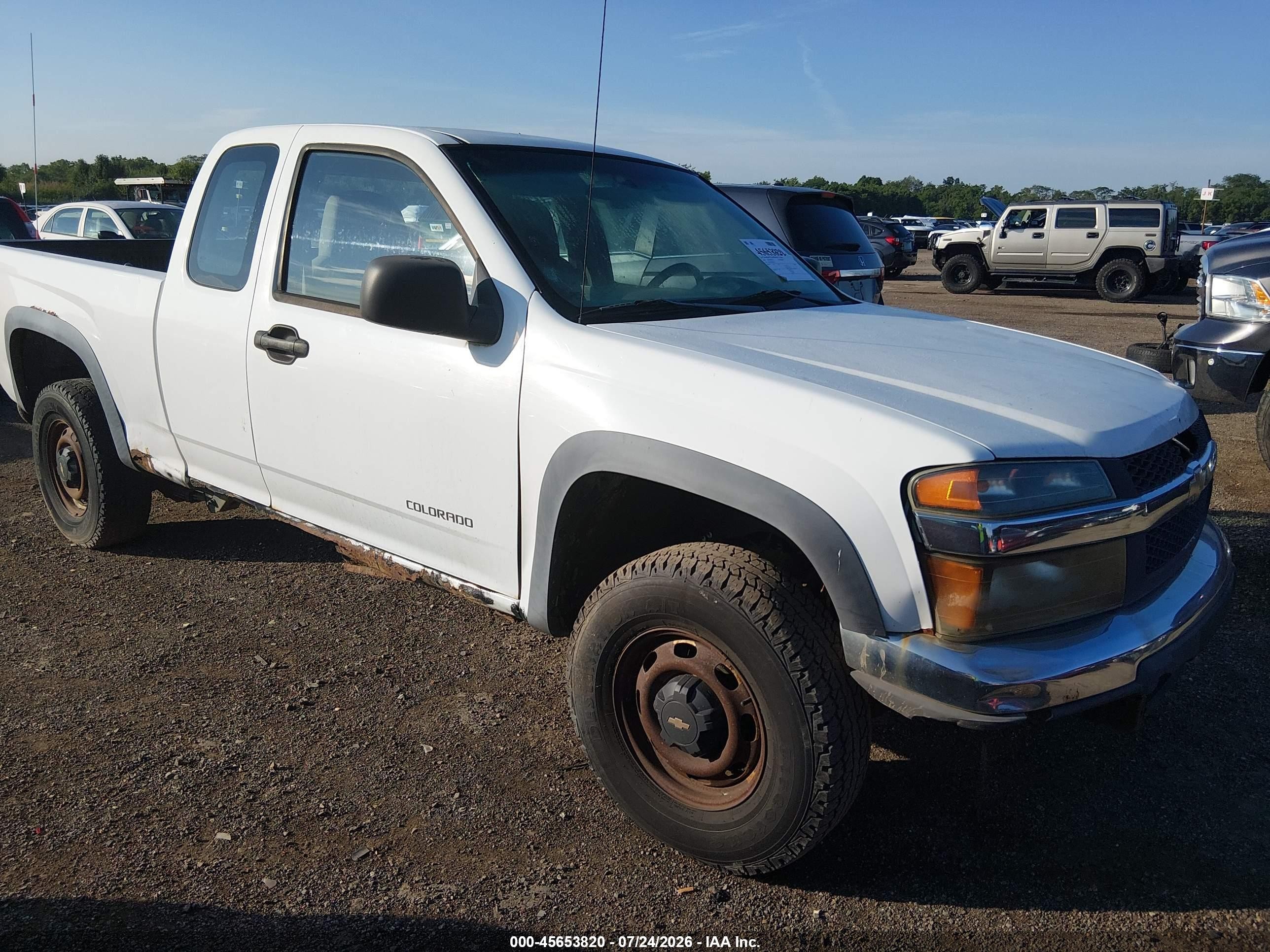 2004 Chevrolet Colorado   White vin: 1GCDT196348212064