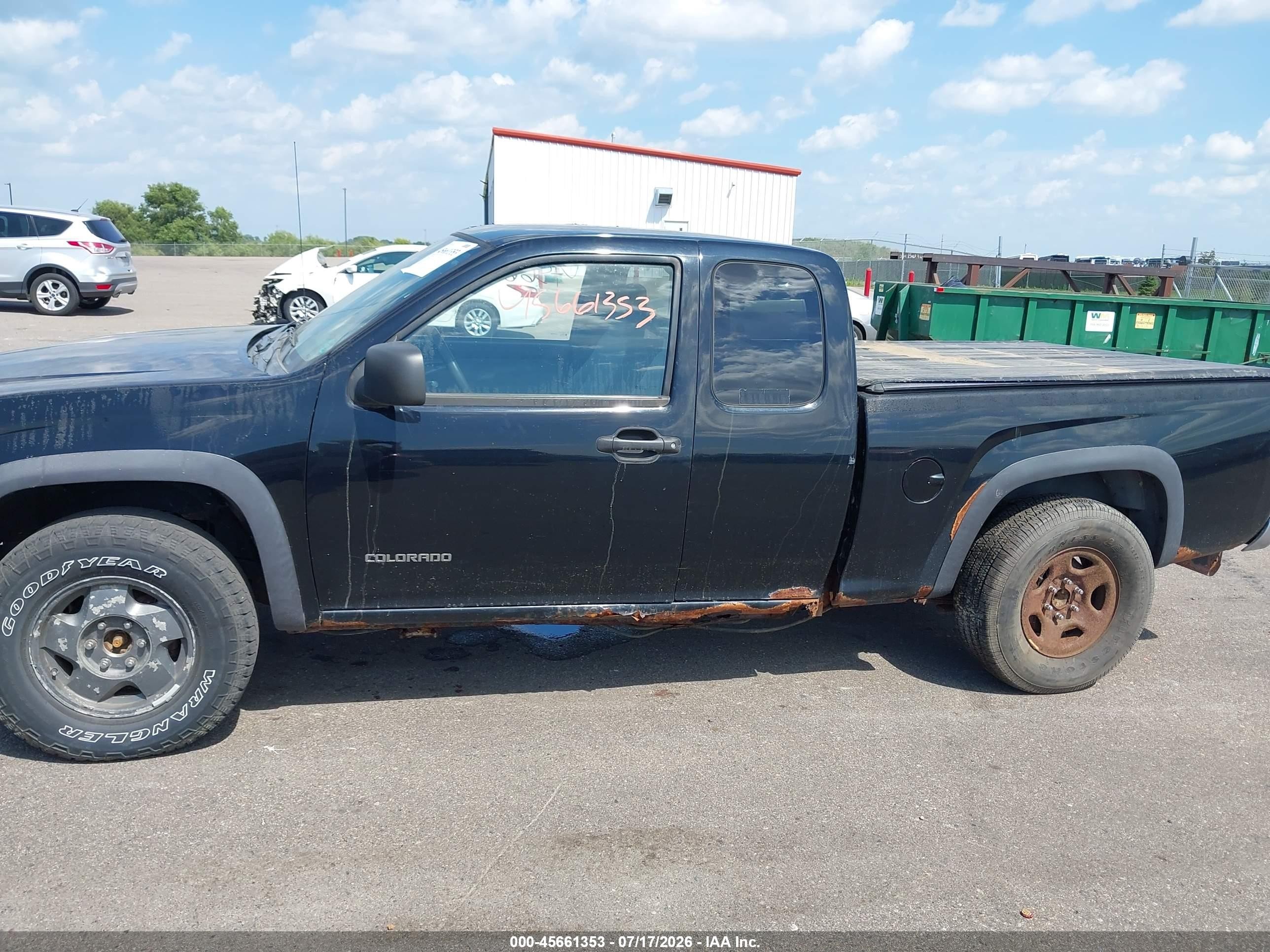 2005 Chevrolet Colorado Ls Black vin: 1GCDT196458111360