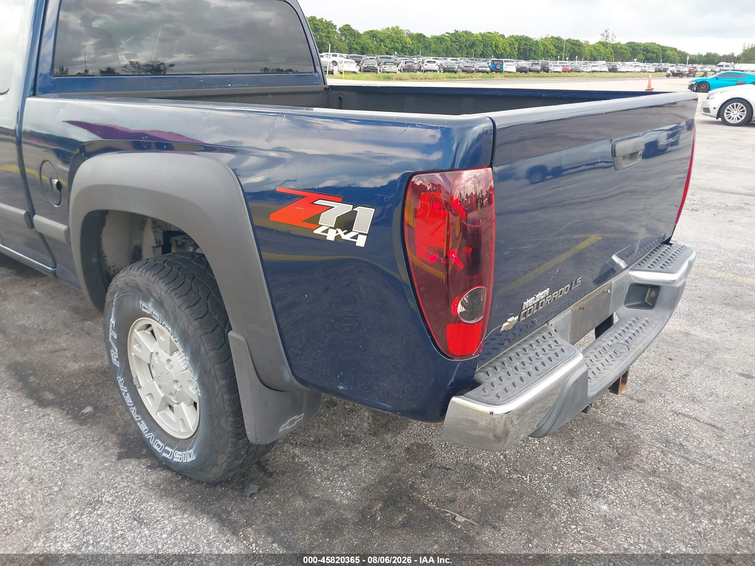2004 Chevrolet Colorado Ls Blue vin: 1GCDT196548108661