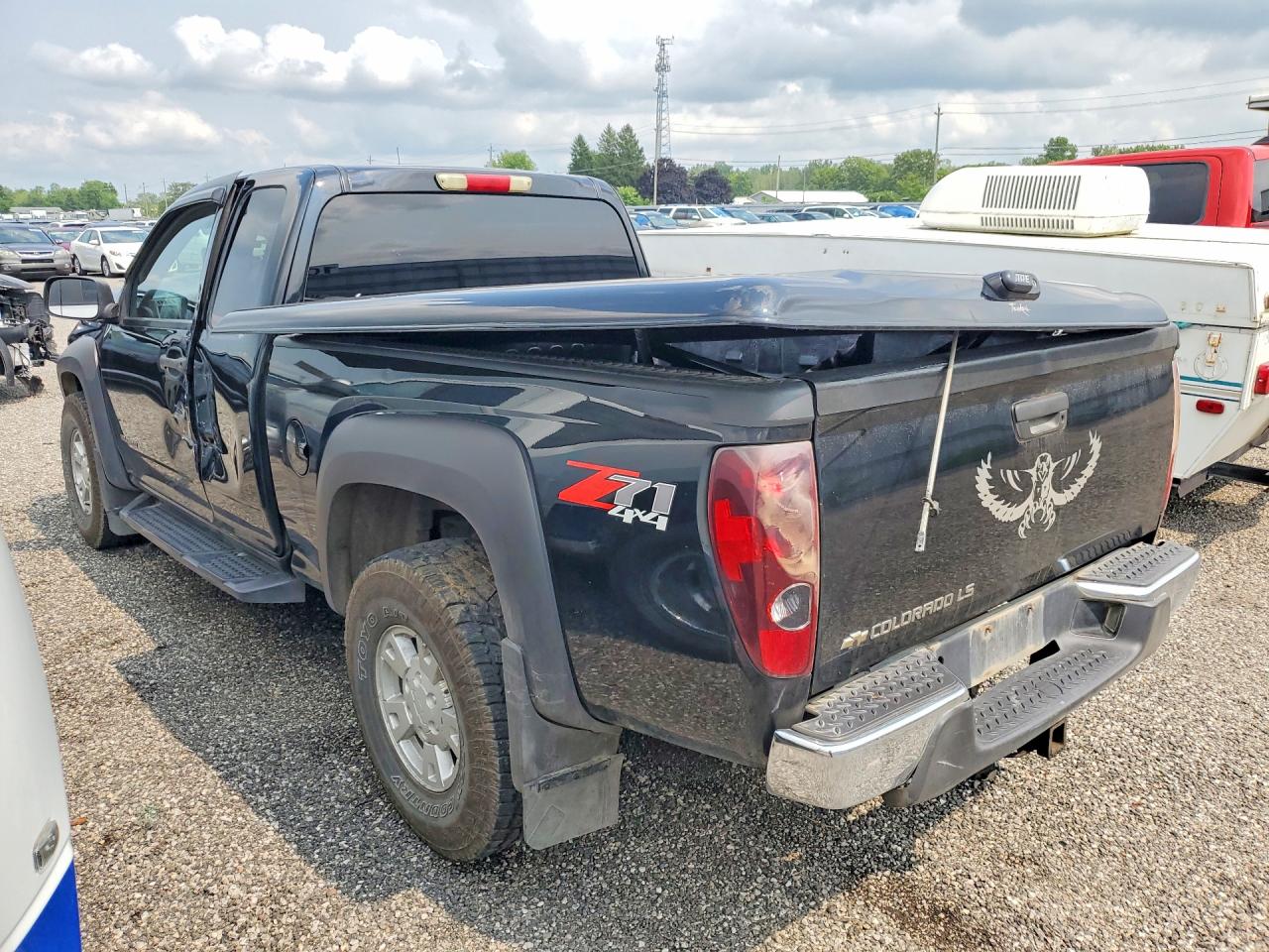2004 Chevrolet Colorado Black vin: 1GCDT196548167824