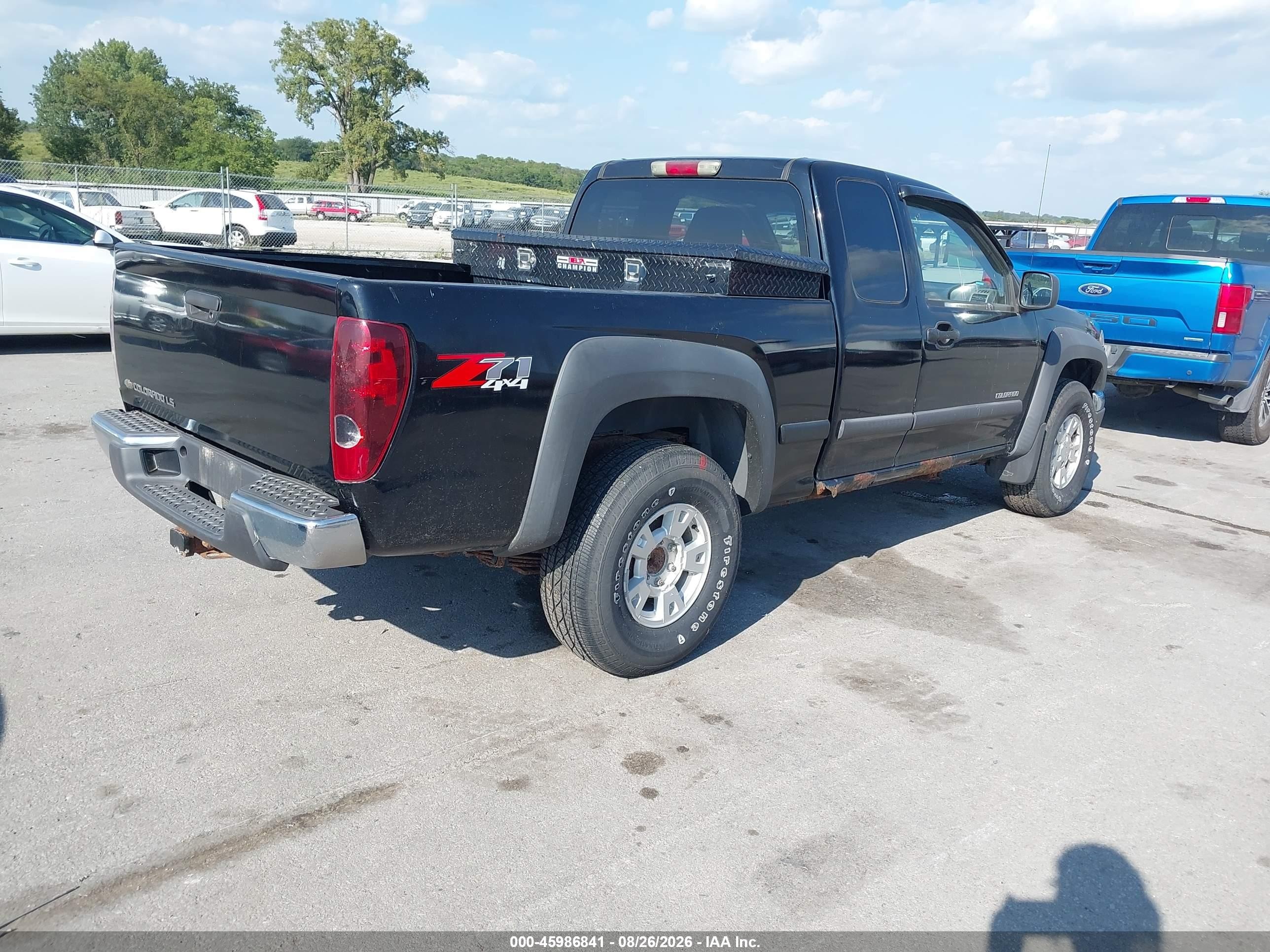 2004 Chevrolet Colorado Ls Black vin: 1GCDT196748191171