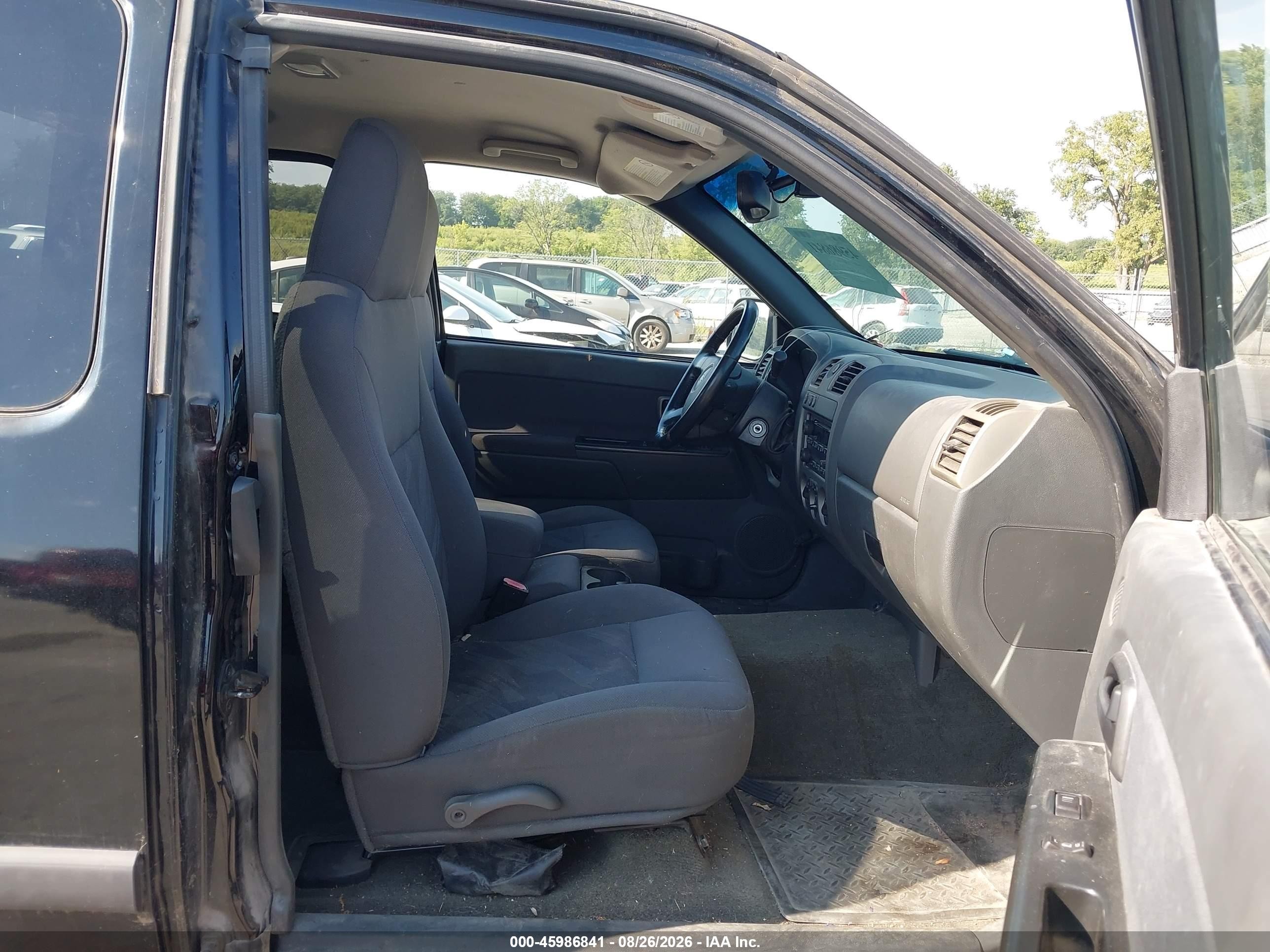 2004 Chevrolet Colorado Ls Black vin: 1GCDT196748191171