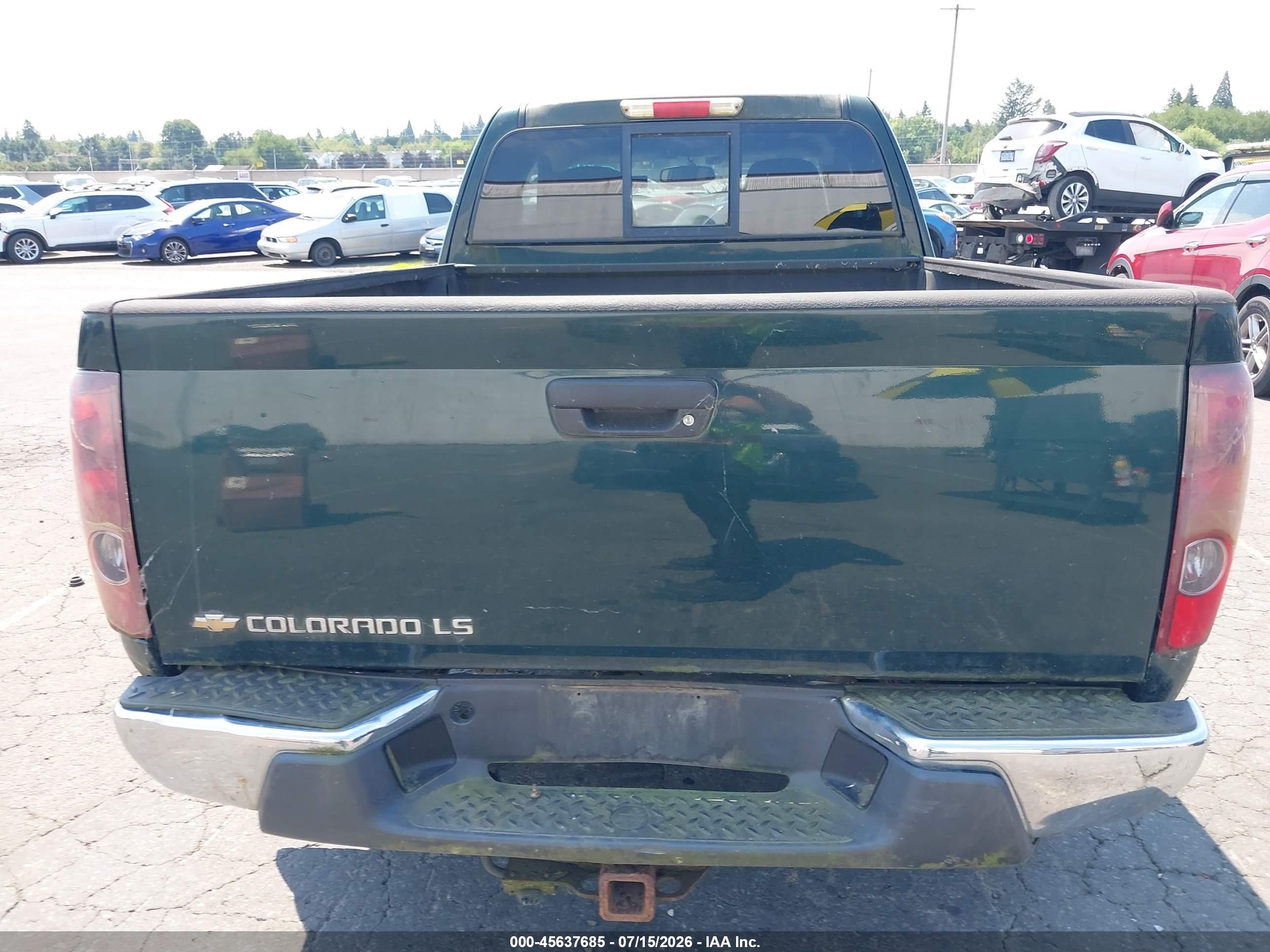 2005 Chevrolet Colorado Ls Green vin: 1GCDT196758190135