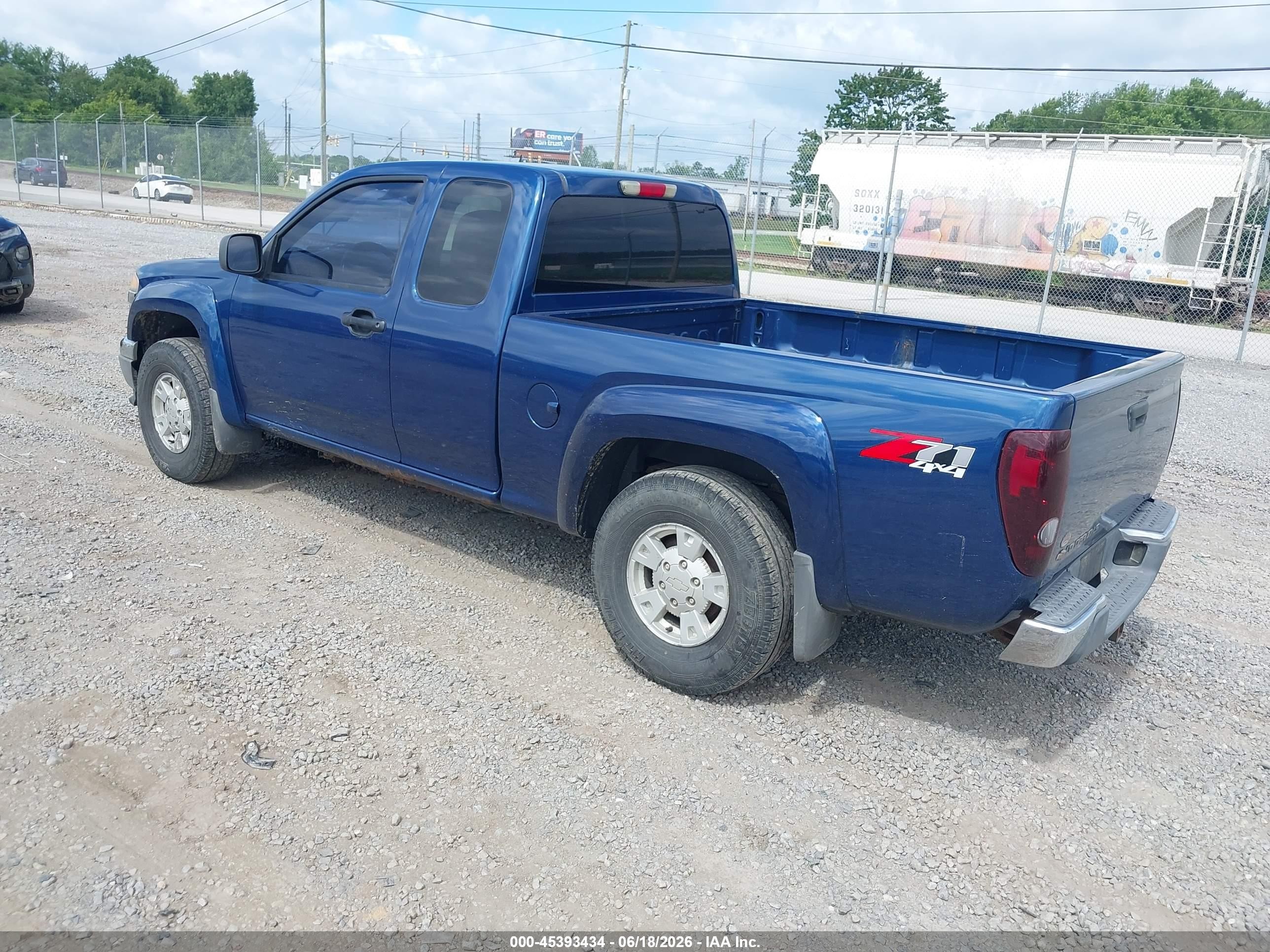 2005 Chevrolet Colorado Ls Blue vin: 1GCDT196758246333