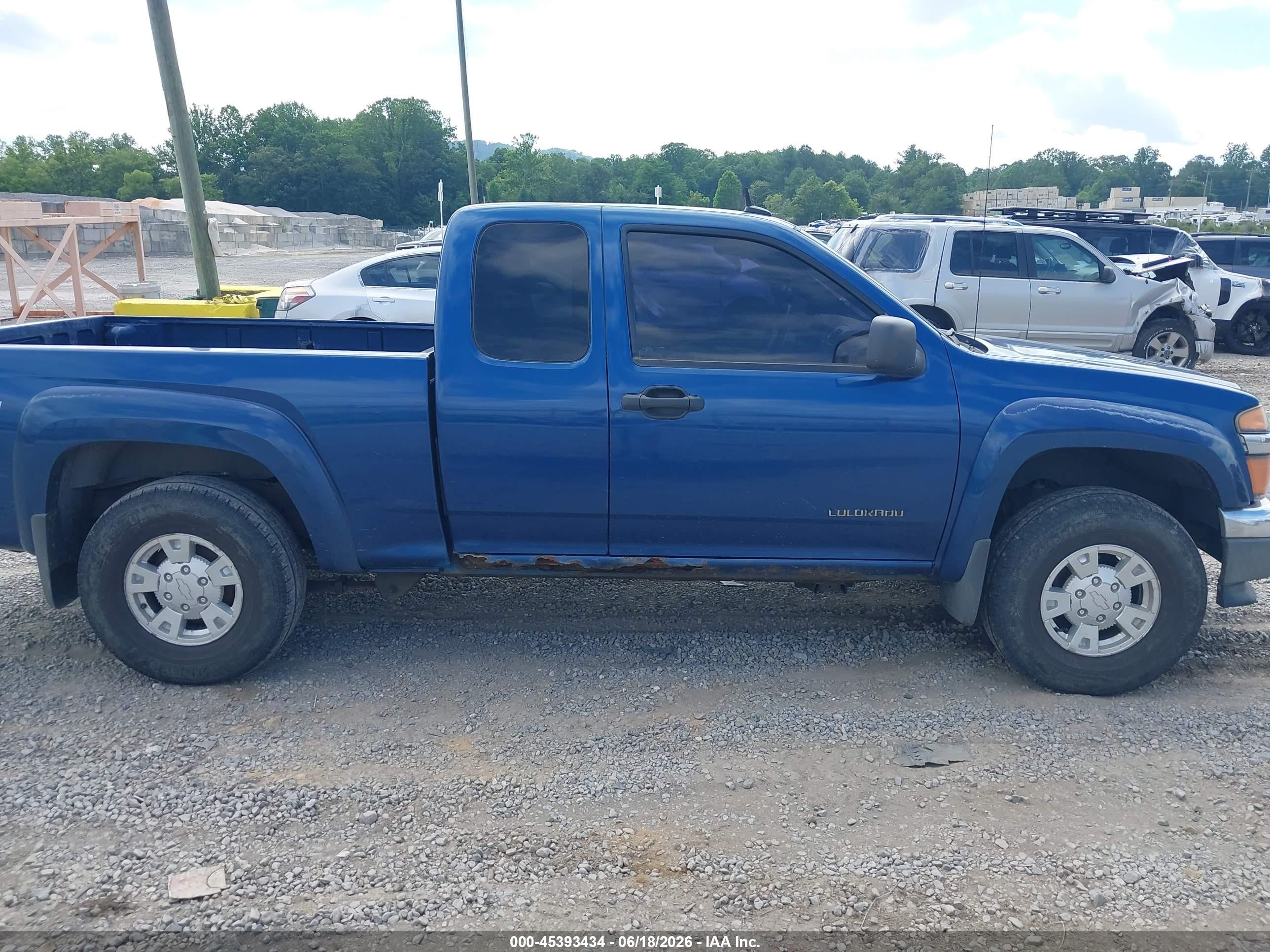 2005 Chevrolet Colorado Ls Blue vin: 1GCDT196758246333