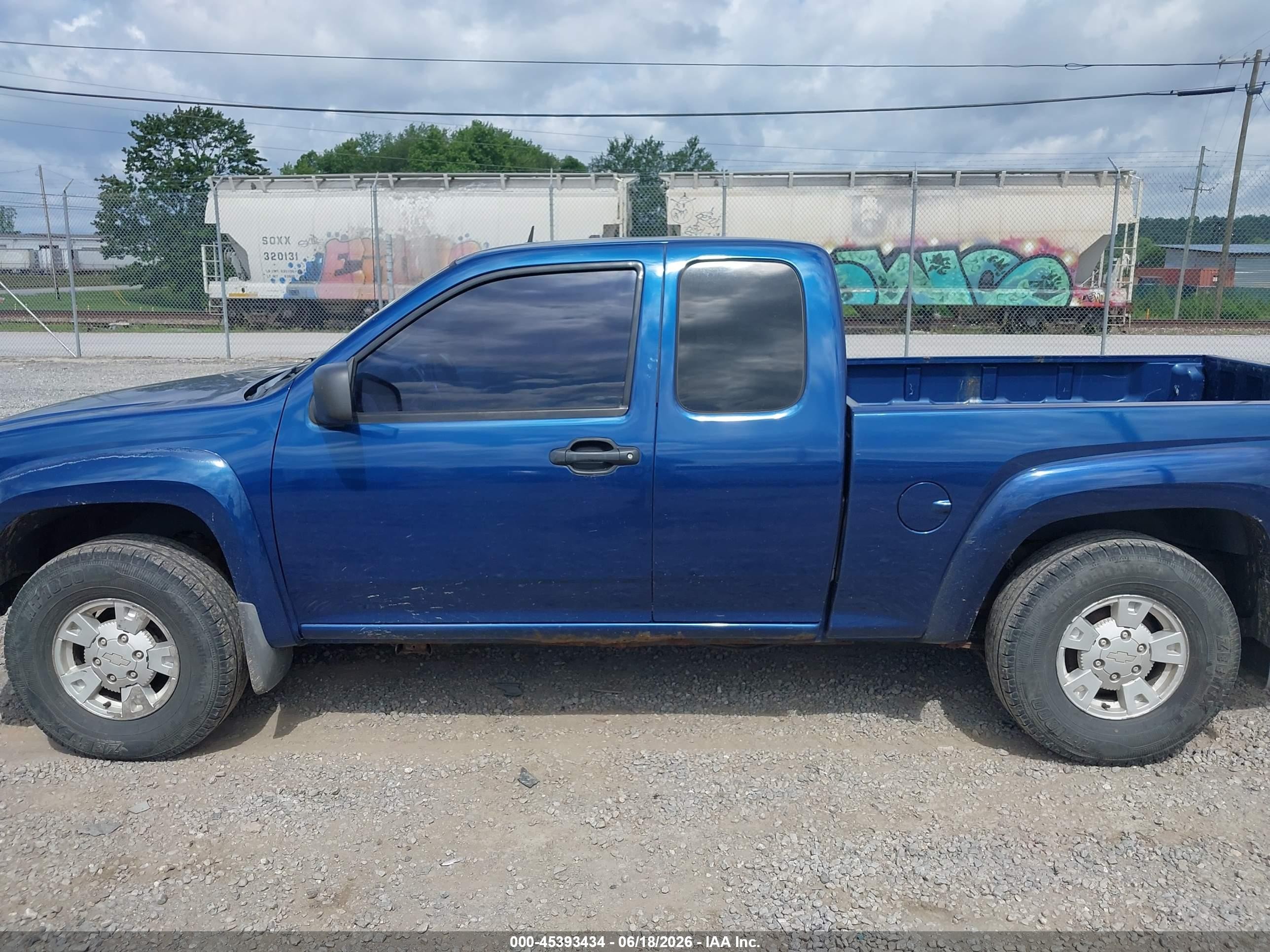 2005 Chevrolet Colorado Ls Blue vin: 1GCDT196758246333