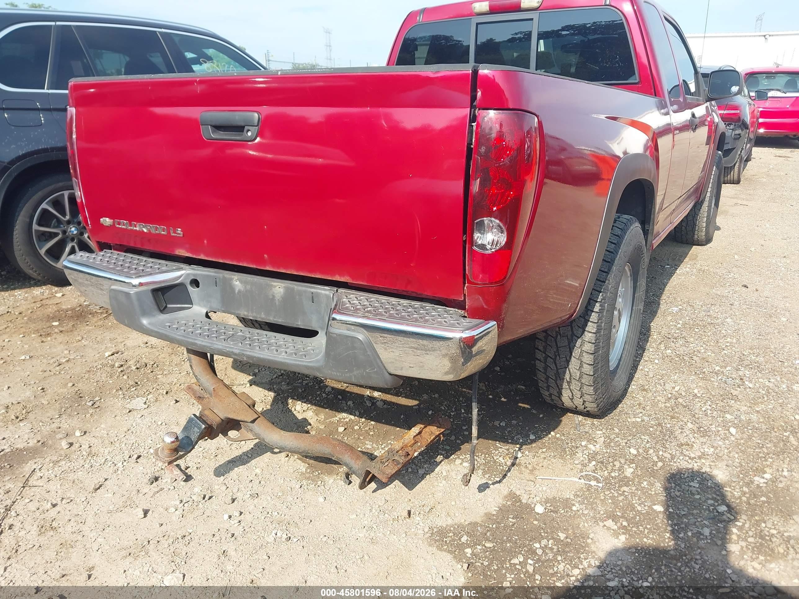 2005 Chevrolet Colorado Ls Red vin: 1GCDT196858122832