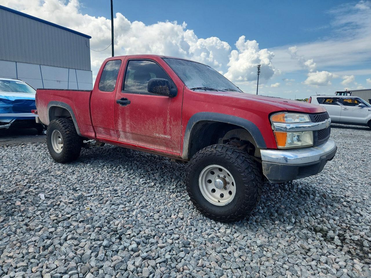 2005 Chevrolet Colorado Red vin: 1GCDT196958228450