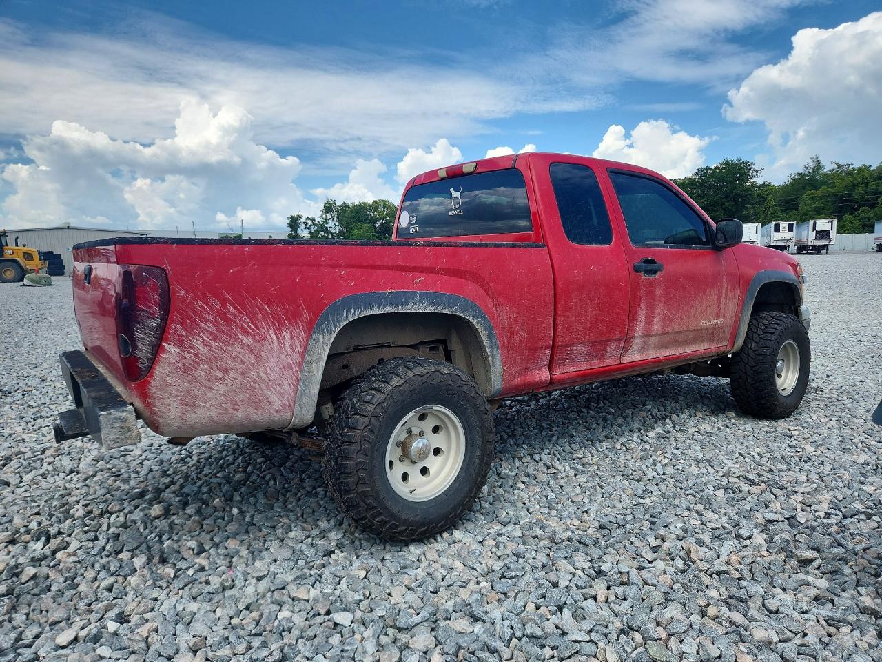 2005 Chevrolet Colorado Red vin: 1GCDT196958228450