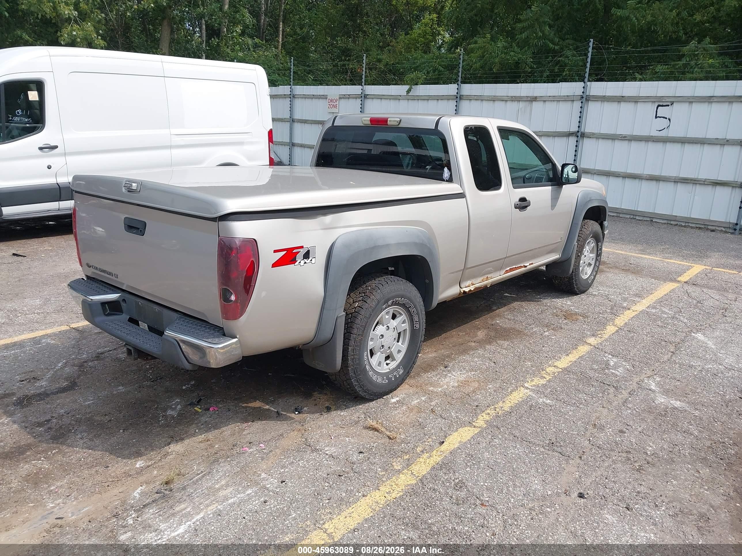 2007 Chevrolet Colorado   Silver vin: 1GCDT19EX78119666